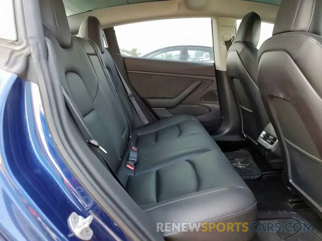 10 Photograph of a damaged car 5YJ3E1EA3KF309133 TESLA MODEL 3 2019
