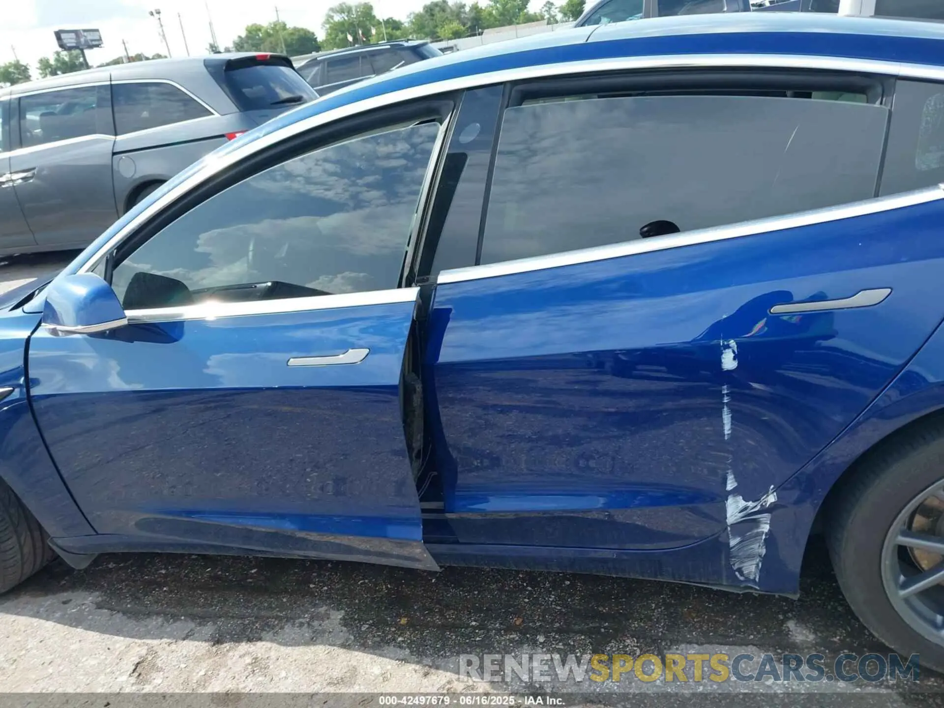 13 Photograph of a damaged car 5YJ3E1EA3KF312551 TESLA MODEL 3 2019
