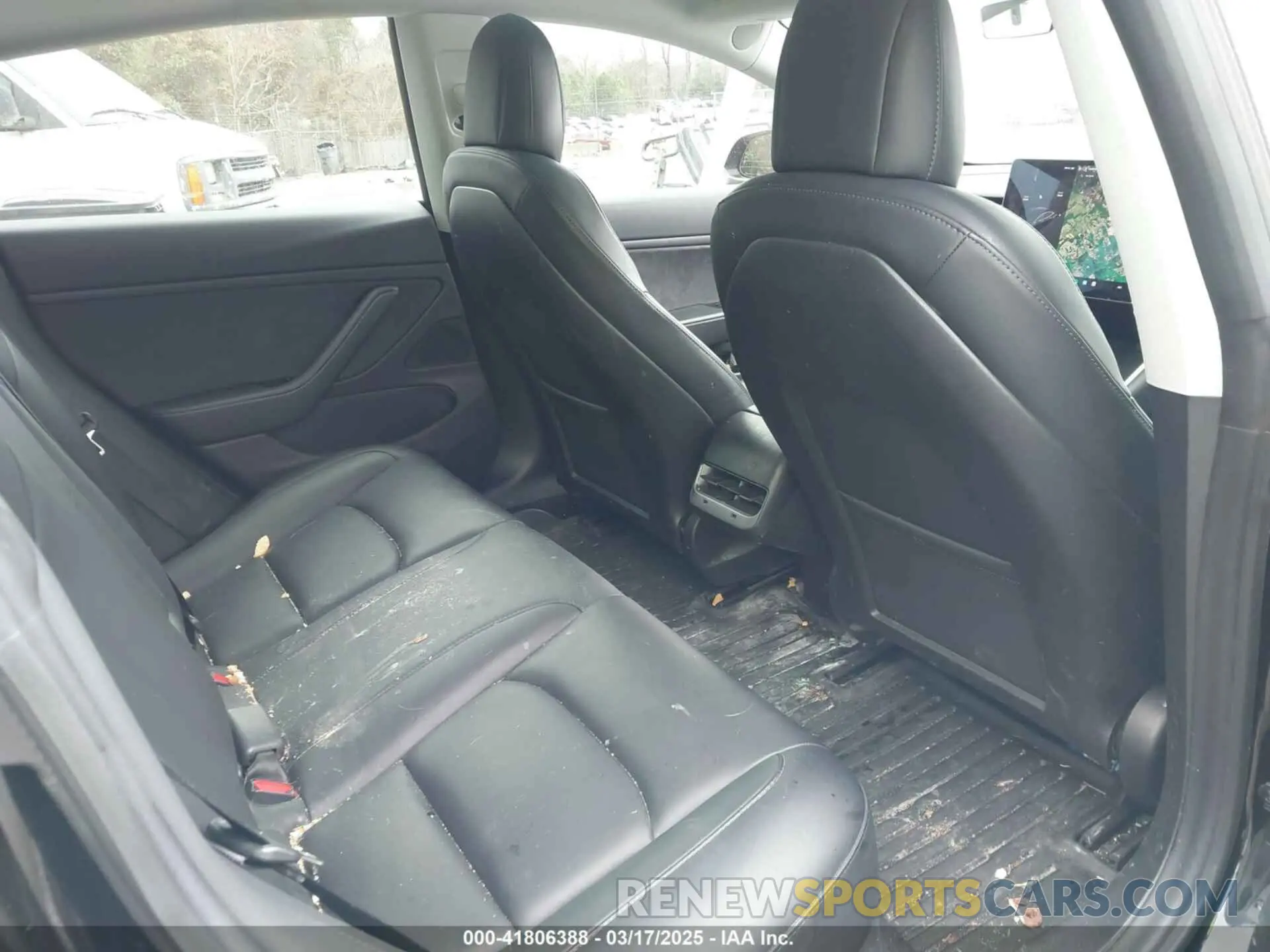 8 Photograph of a damaged car 5YJ3E1EA3KF313425 TESLA MODEL 3 2019