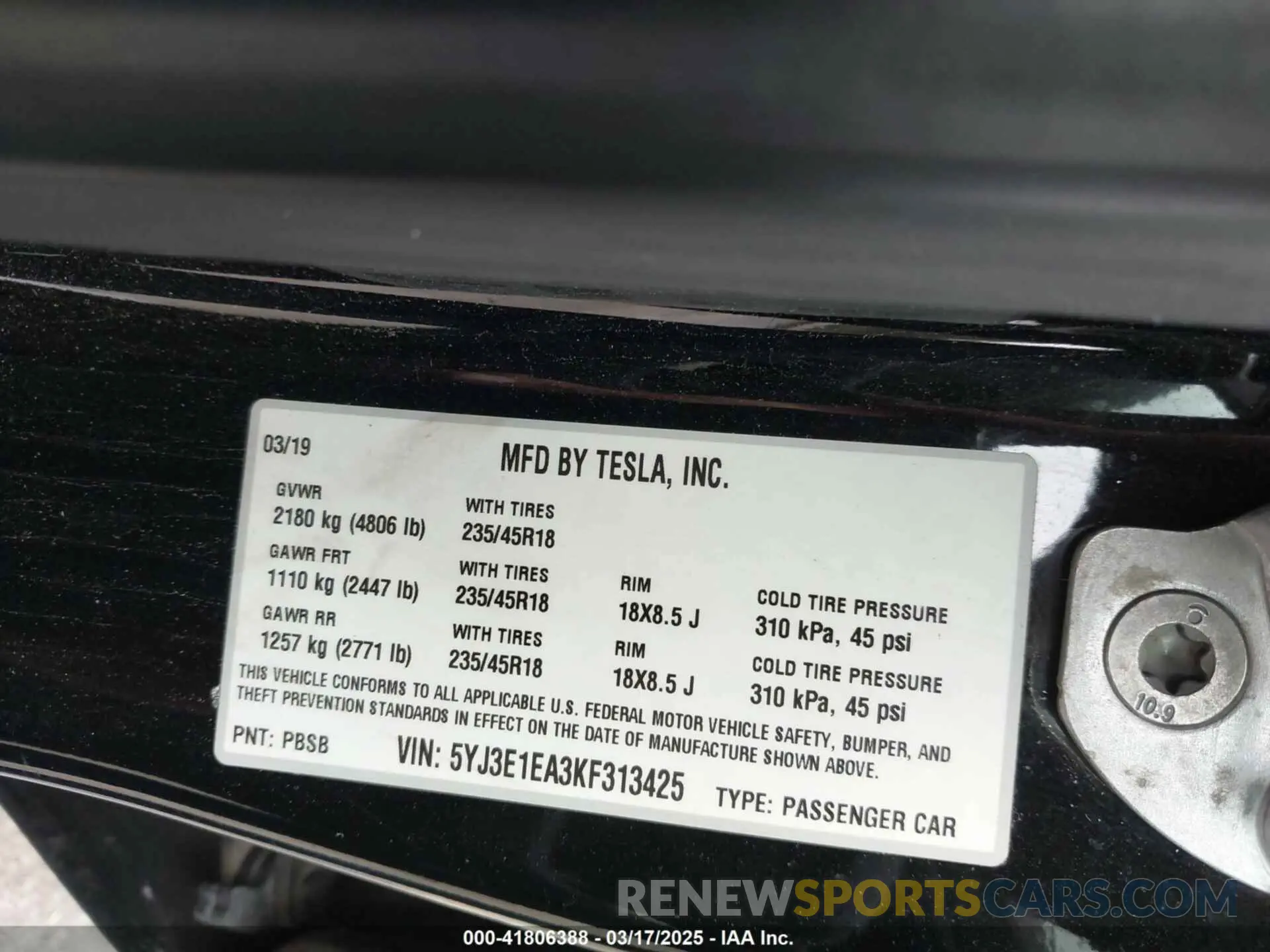 9 Photograph of a damaged car 5YJ3E1EA3KF313425 TESLA MODEL 3 2019