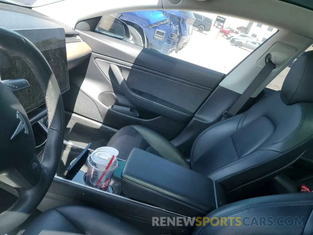 9 Photograph of a damaged car 5YJ3E1EA3KF317085 TESLA MODEL 3 2019