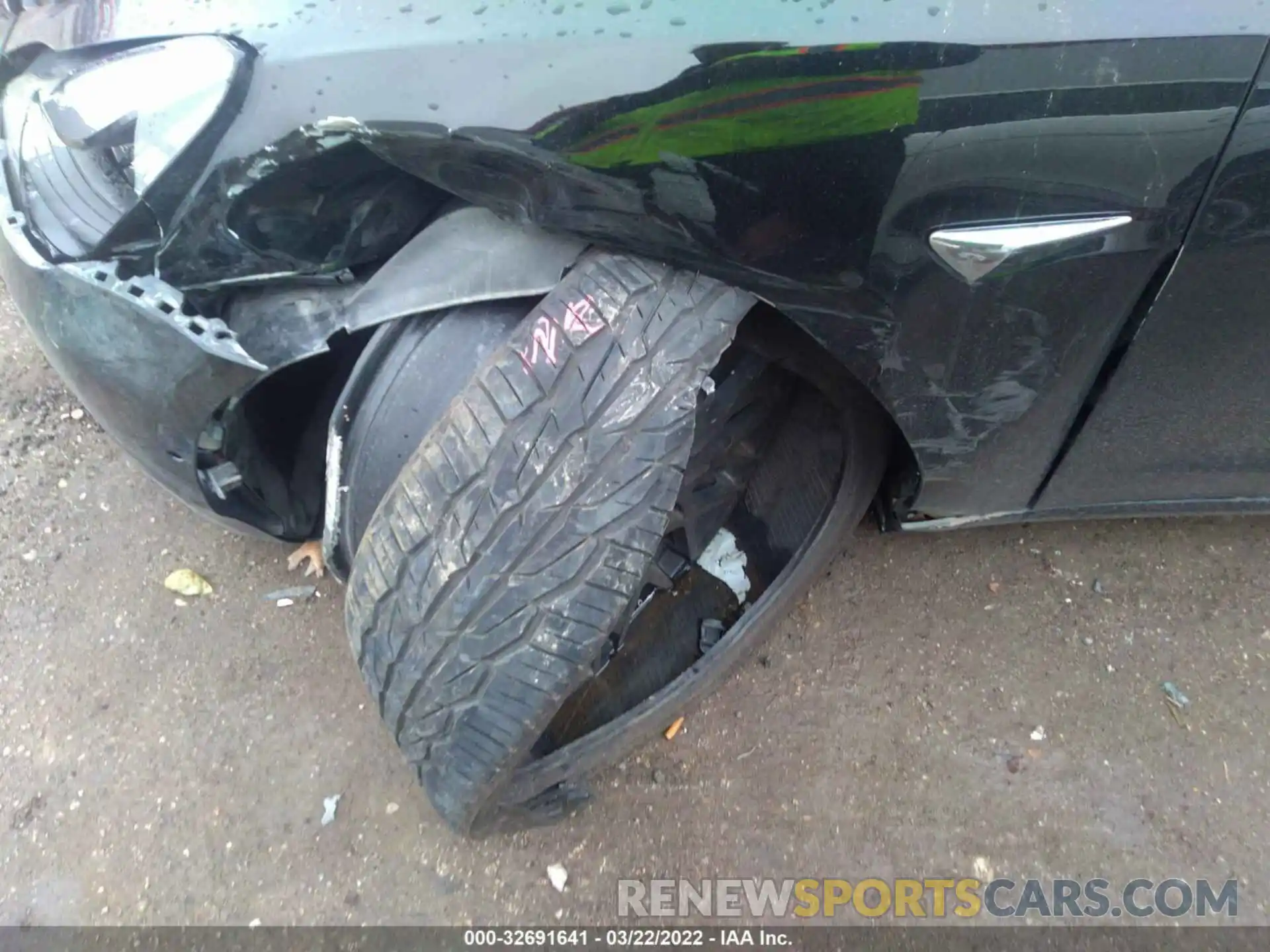 12 Photograph of a damaged car 5YJ3E1EA3KF324991 TESLA MODEL 3 2019