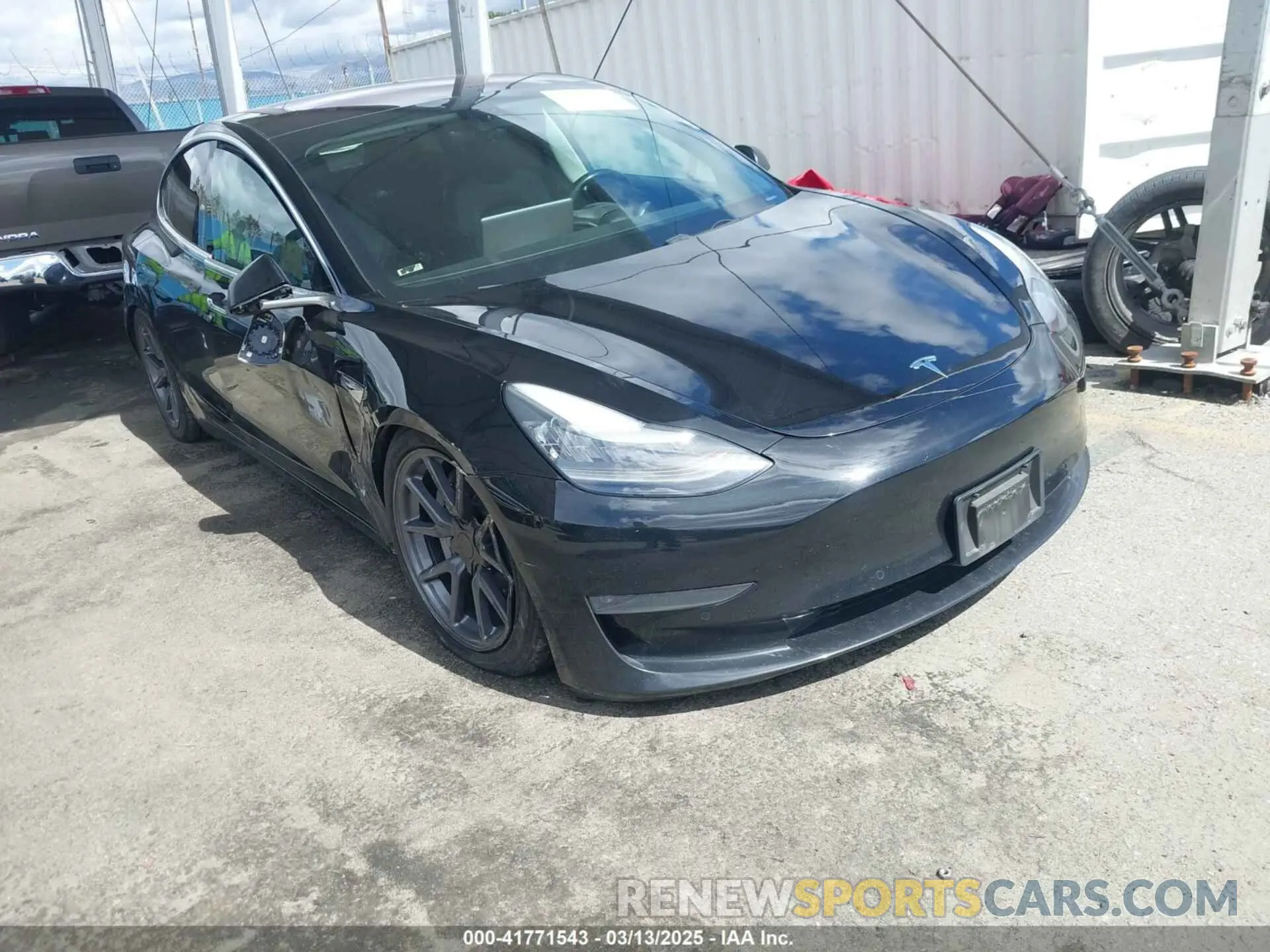 1 Photograph of a damaged car 5YJ3E1EA3KF325056 TESLA MODEL 3 2019