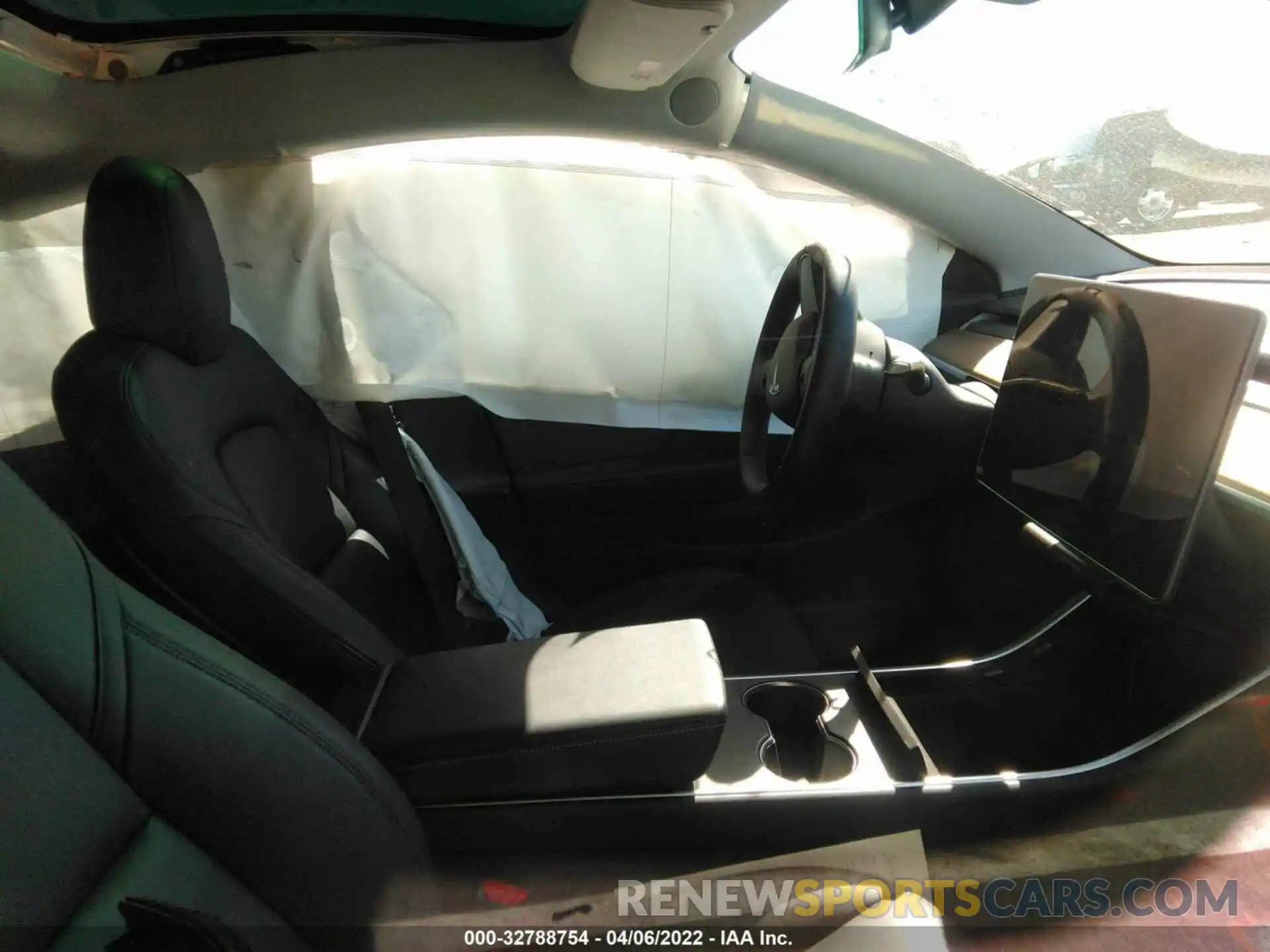 5 Photograph of a damaged car 5YJ3E1EA3KF326529 TESLA MODEL 3 2019