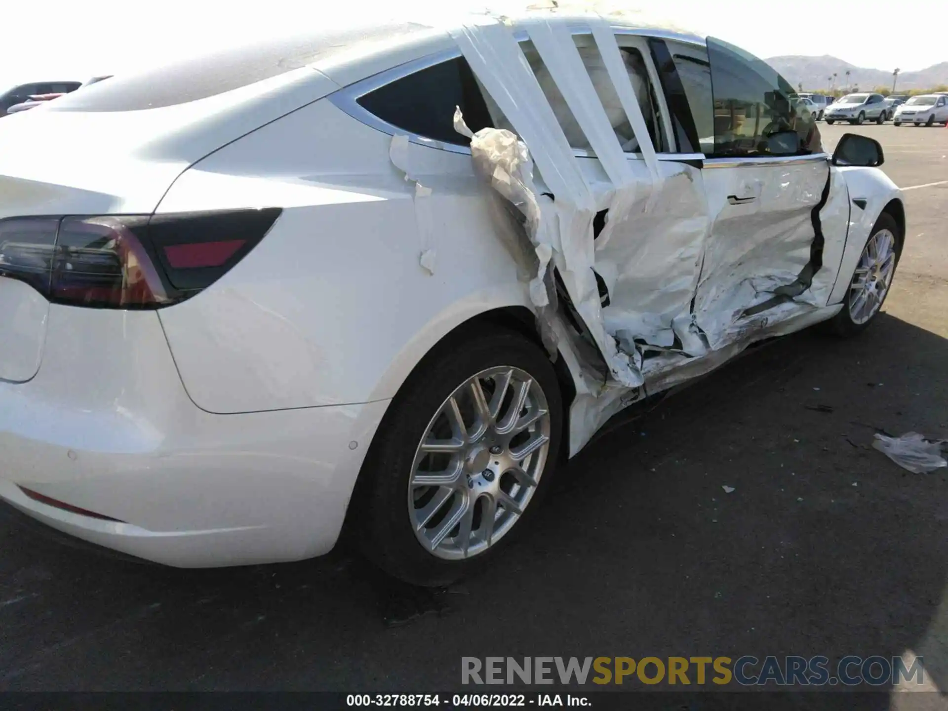 6 Photograph of a damaged car 5YJ3E1EA3KF326529 TESLA MODEL 3 2019