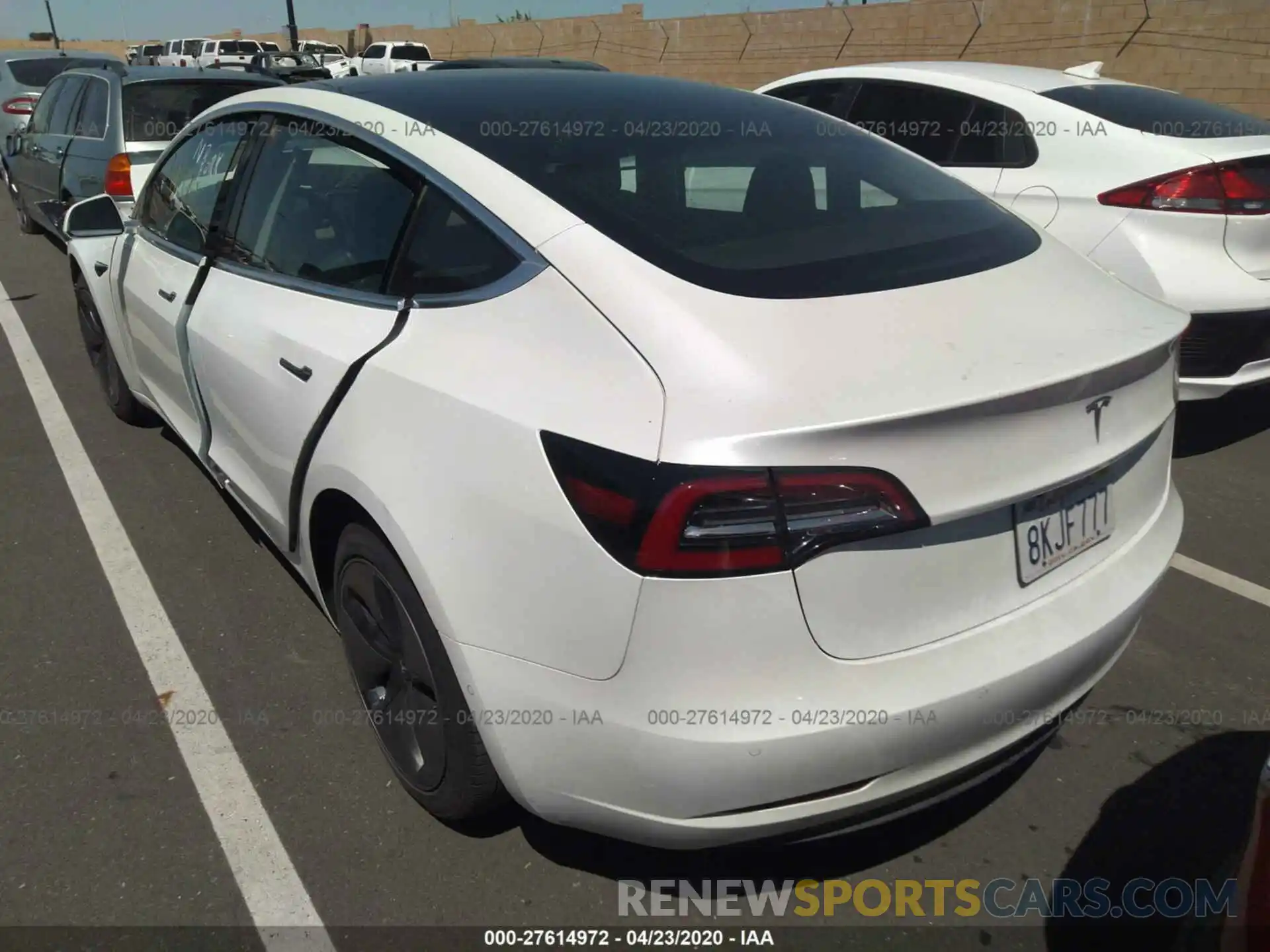 3 Photograph of a damaged car 5YJ3E1EA3KF331570 TESLA MODEL 3 2019