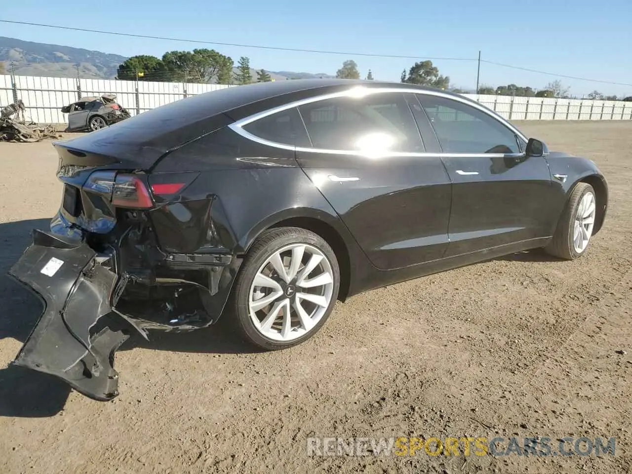 3 Photograph of a damaged car 5YJ3E1EA3KF346098 TESLA MODEL 3 2019