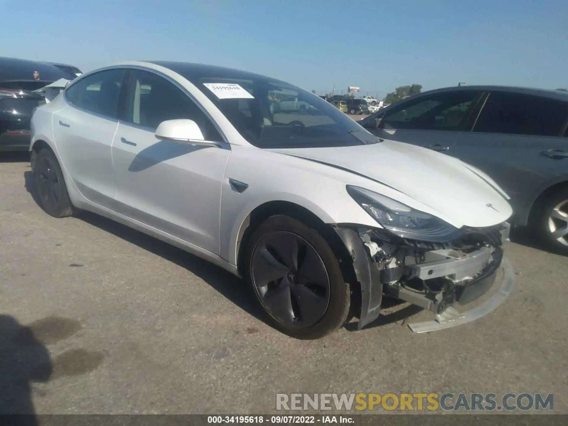 1 Photograph of a damaged car 5YJ3E1EA3KF401665 TESLA MODEL 3 2019