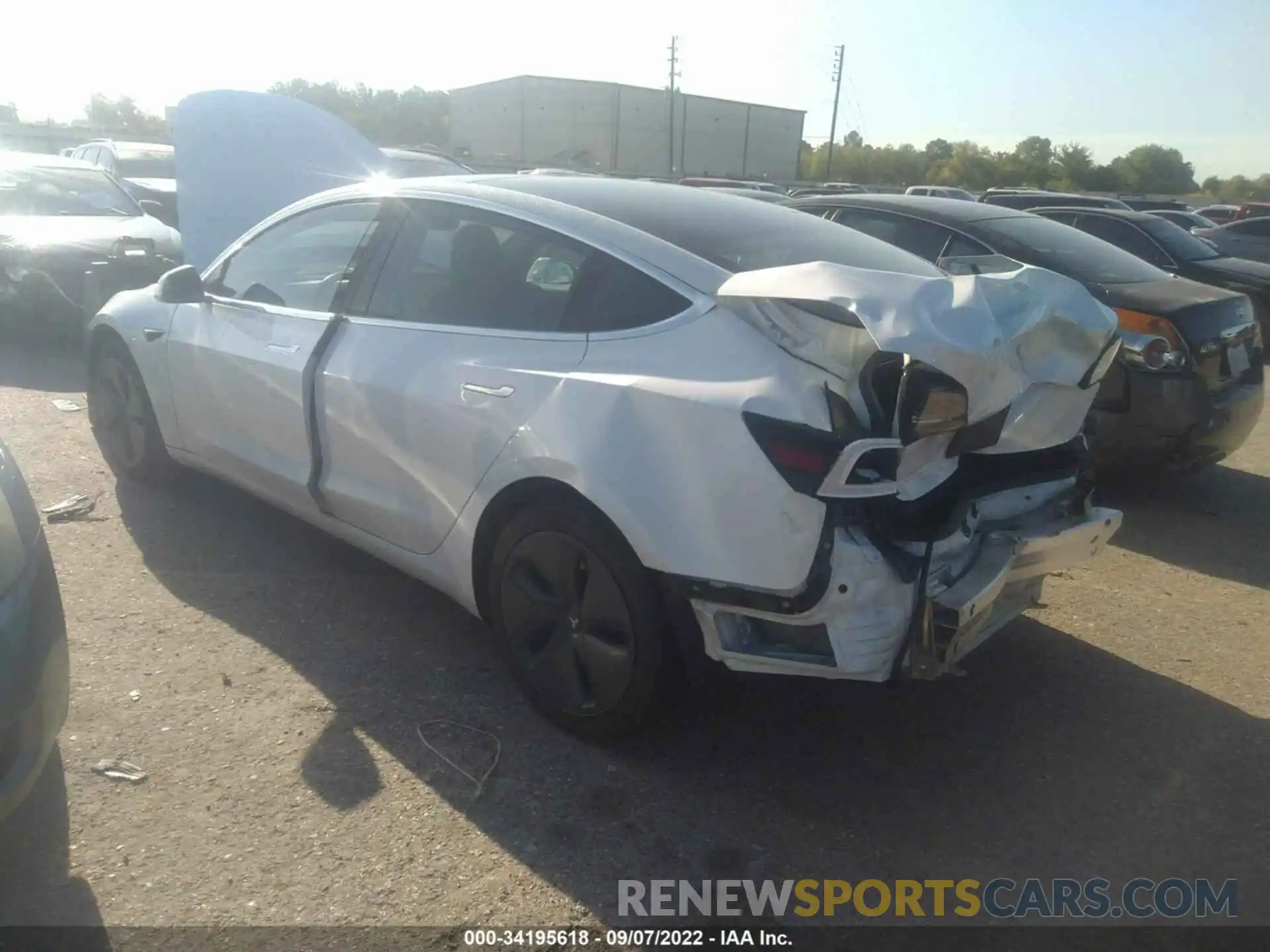 3 Photograph of a damaged car 5YJ3E1EA3KF401665 TESLA MODEL 3 2019