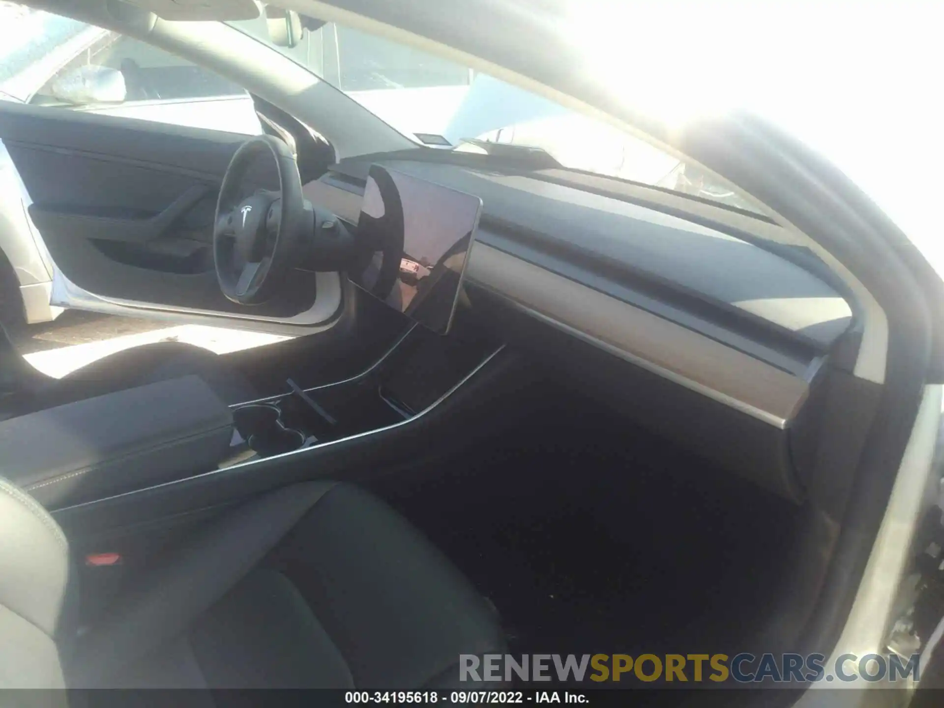 5 Photograph of a damaged car 5YJ3E1EA3KF401665 TESLA MODEL 3 2019