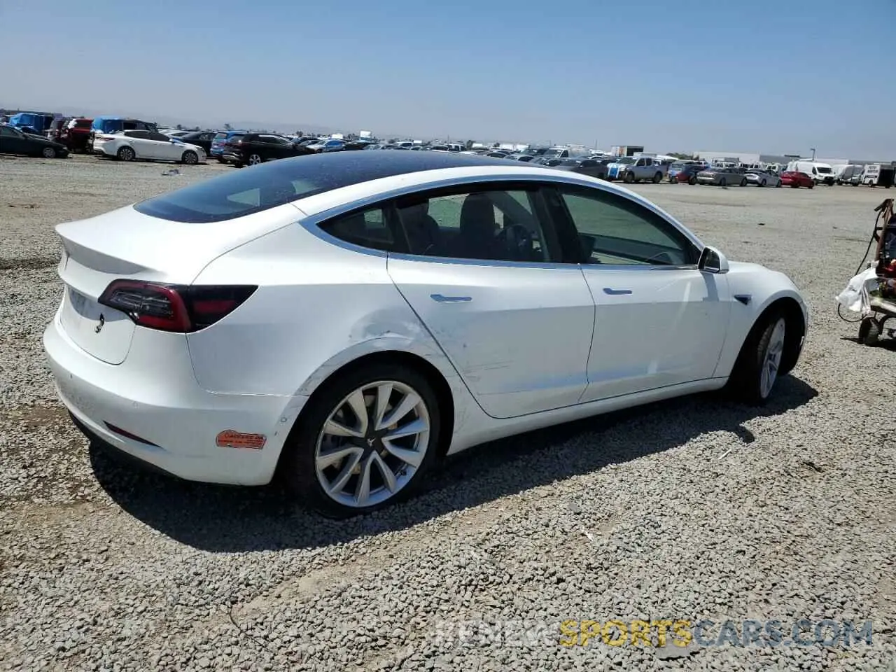 3 Photograph of a damaged car 5YJ3E1EA3KF402556 TESLA MODEL 3 2019