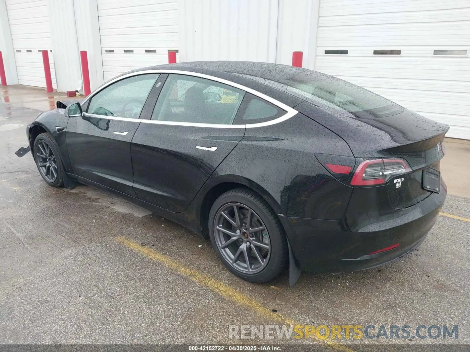 3 Photograph of a damaged car 5YJ3E1EA3KF403013 TESLA MODEL 3 2019