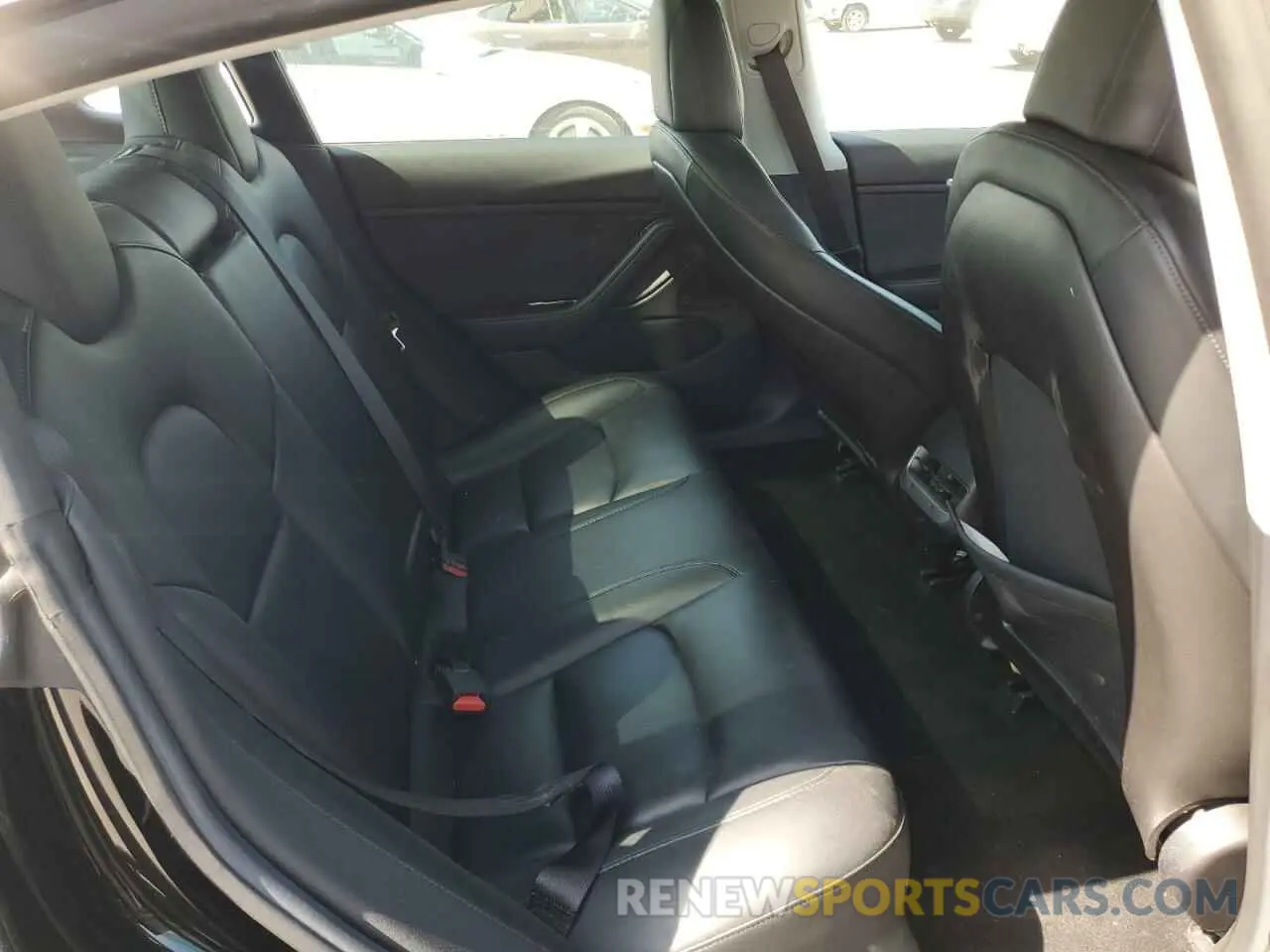 11 Photograph of a damaged car 5YJ3E1EA3KF409748 TESLA MODEL 3 2019