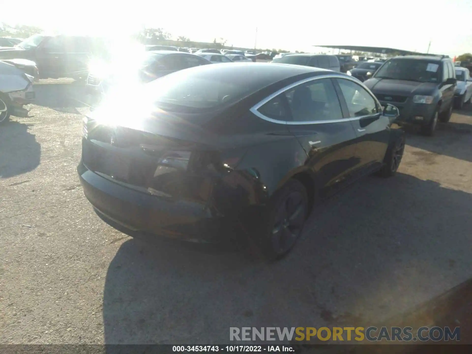 4 Photograph of a damaged car 5YJ3E1EA3KF409961 TESLA MODEL 3 2019