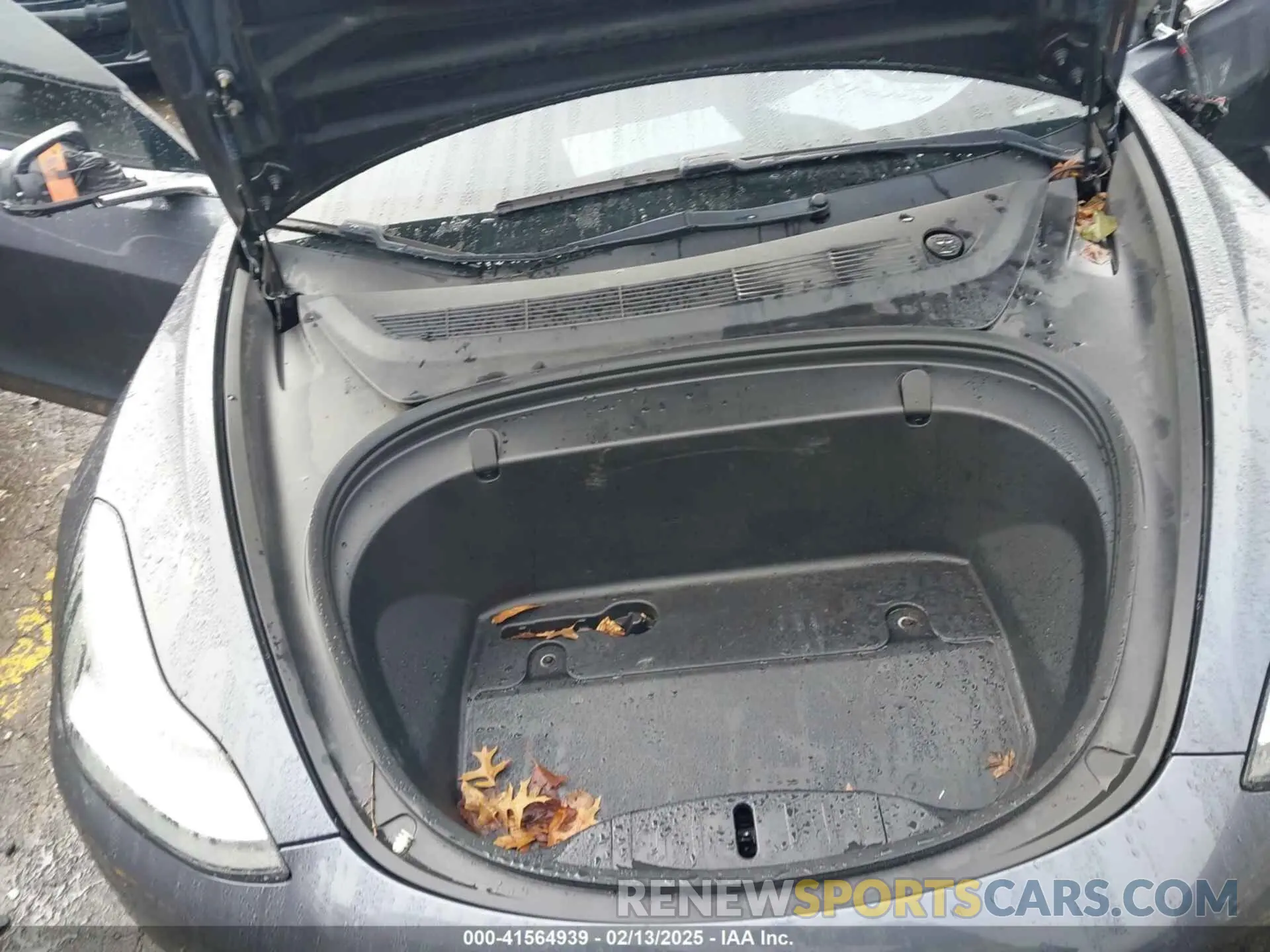 10 Photograph of a damaged car 5YJ3E1EA3KF426971 TESLA MODEL 3 2019