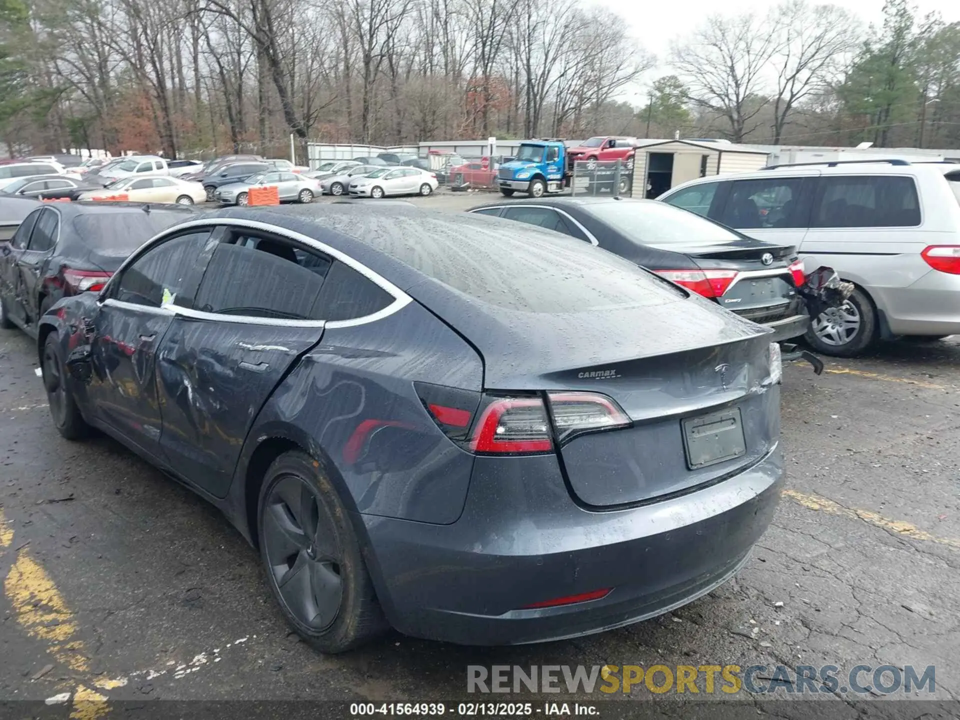 3 Photograph of a damaged car 5YJ3E1EA3KF426971 TESLA MODEL 3 2019