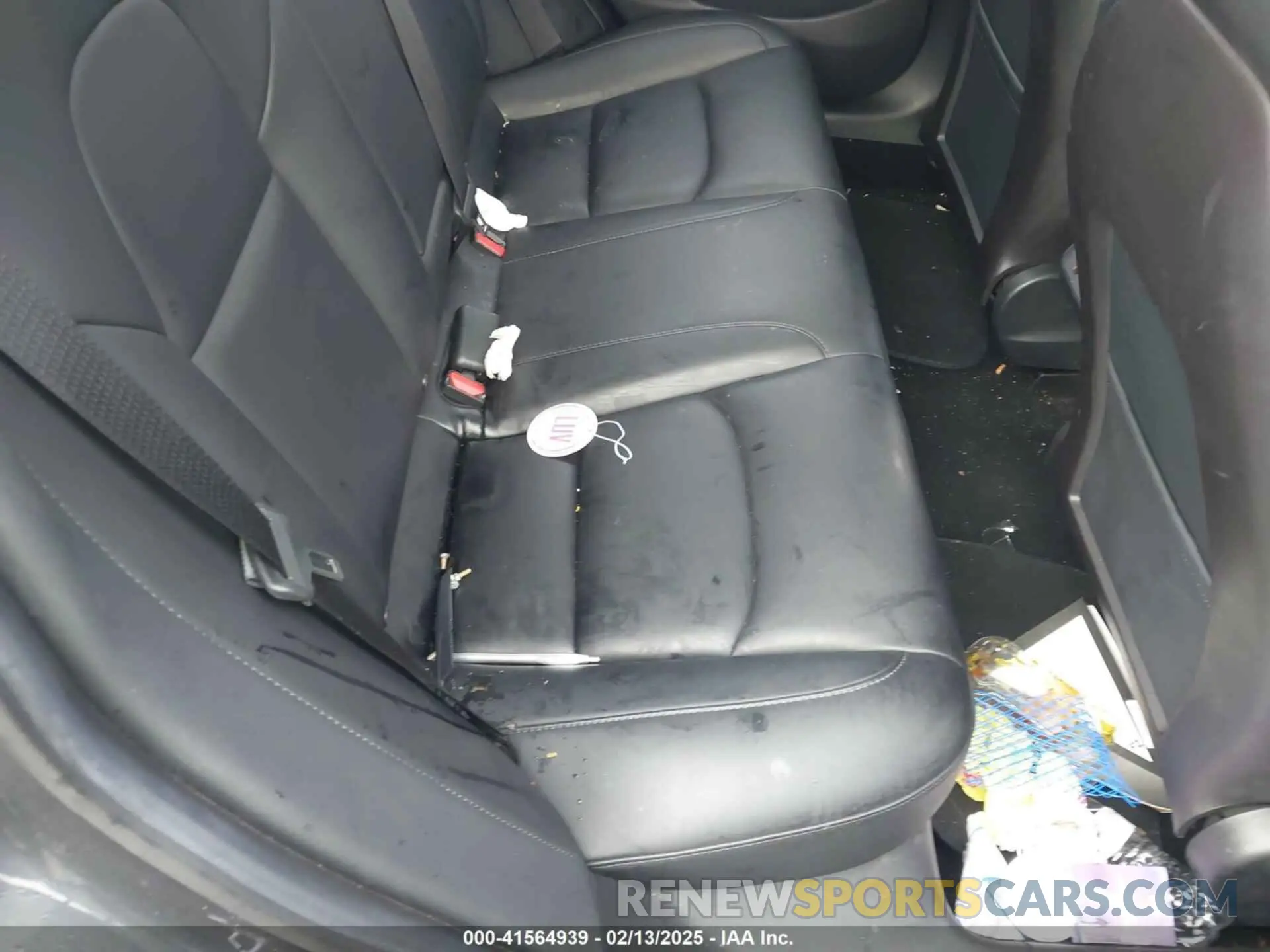 8 Photograph of a damaged car 5YJ3E1EA3KF426971 TESLA MODEL 3 2019
