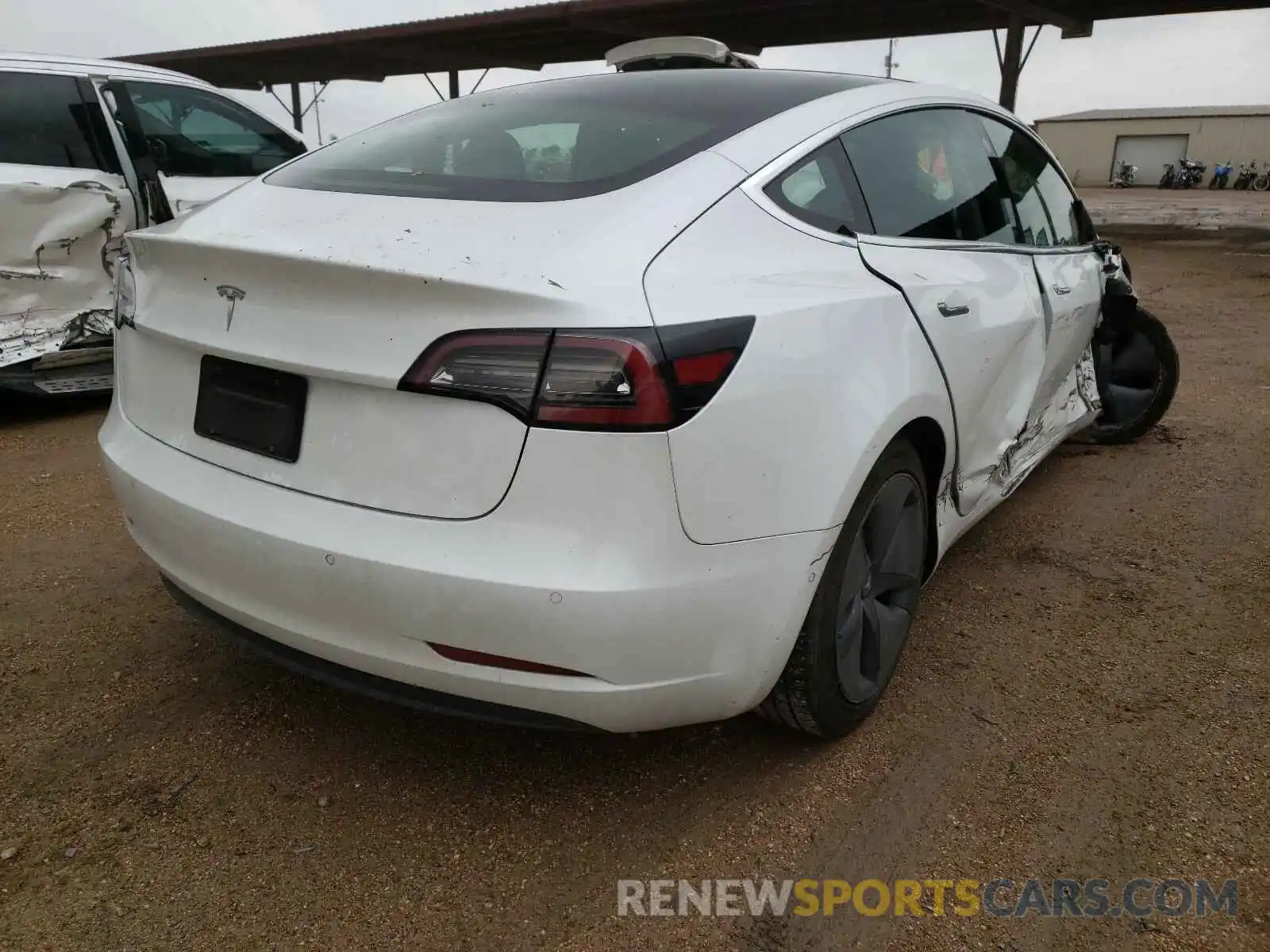 4 Photograph of a damaged car 5YJ3E1EA3KF427327 TESLA MODEL 3 2019