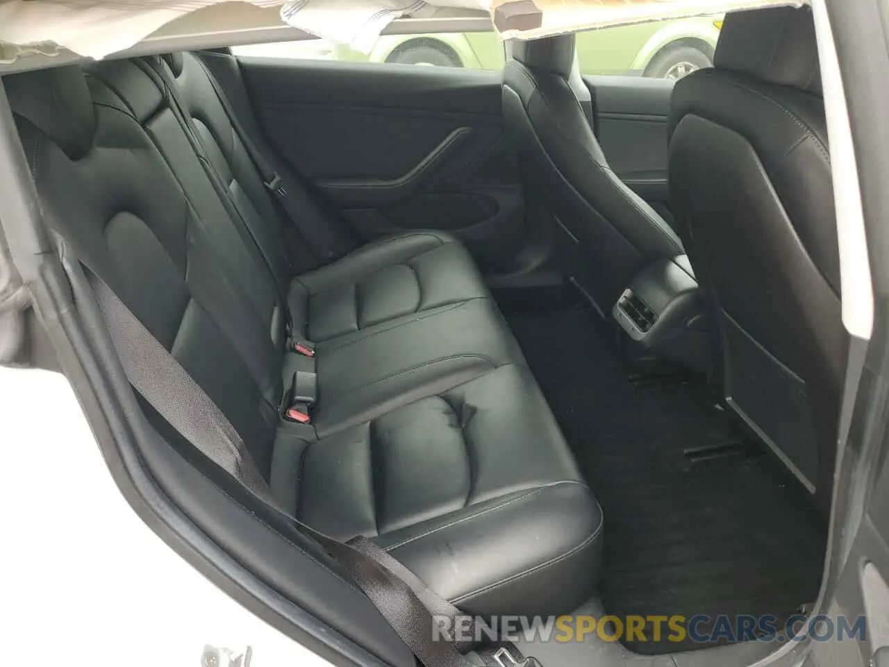 10 Photograph of a damaged car 5YJ3E1EA3KF431233 TESLA MODEL 3 2019