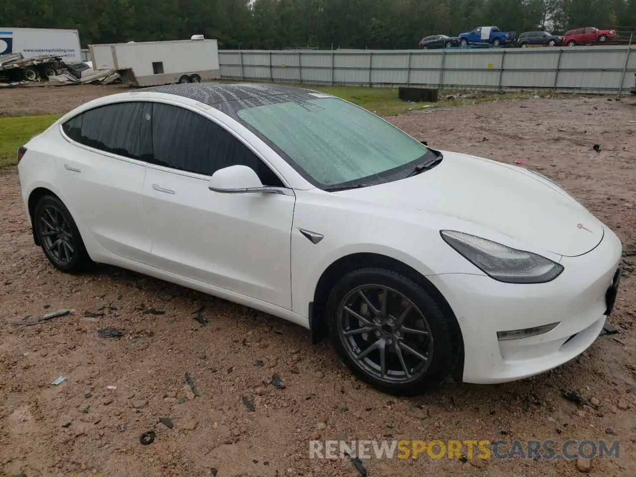4 Photograph of a damaged car 5YJ3E1EA3KF444760 TESLA MODEL 3 2019