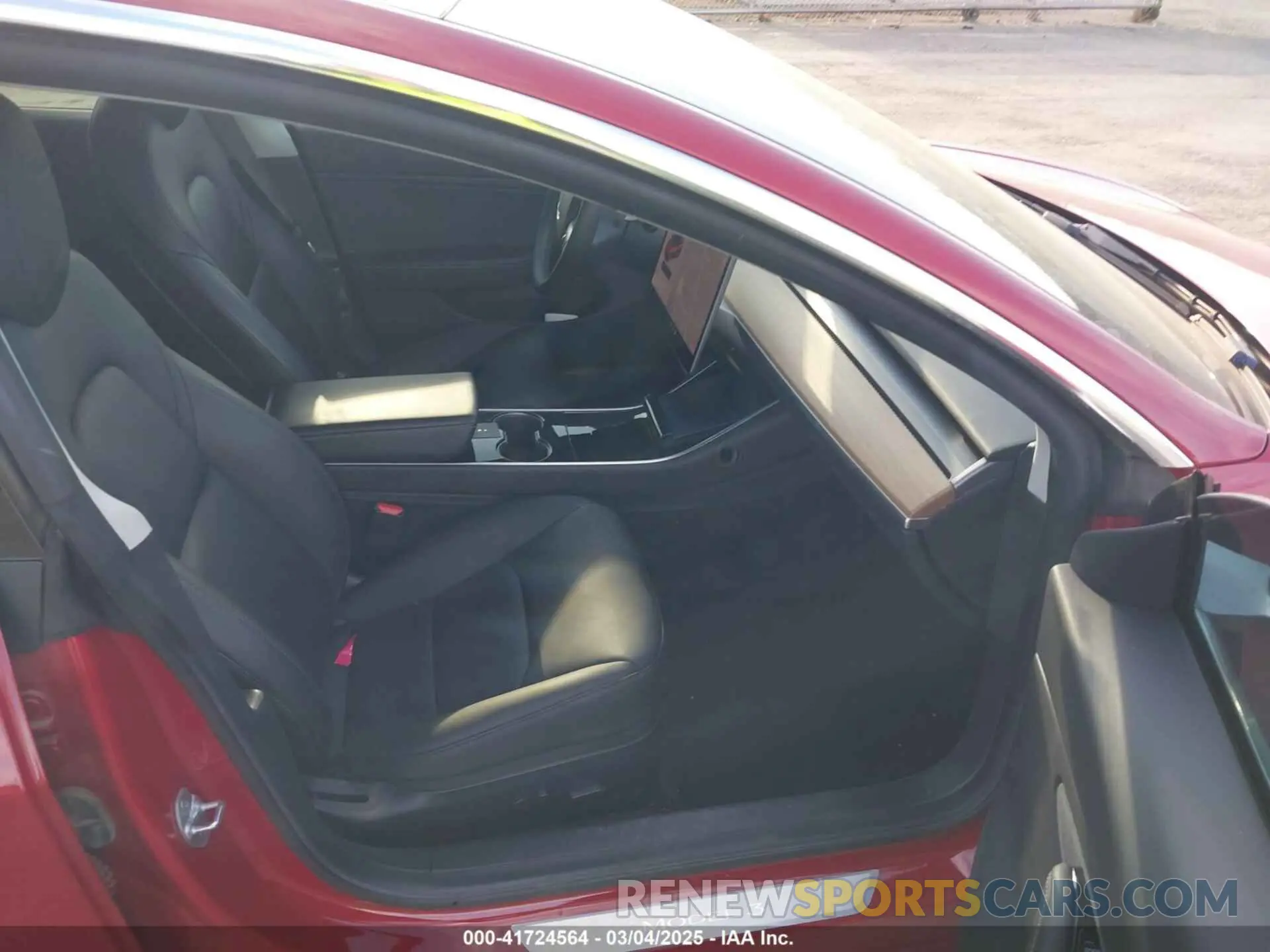 5 Photograph of a damaged car 5YJ3E1EA3KF466418 TESLA MODEL 3 2019