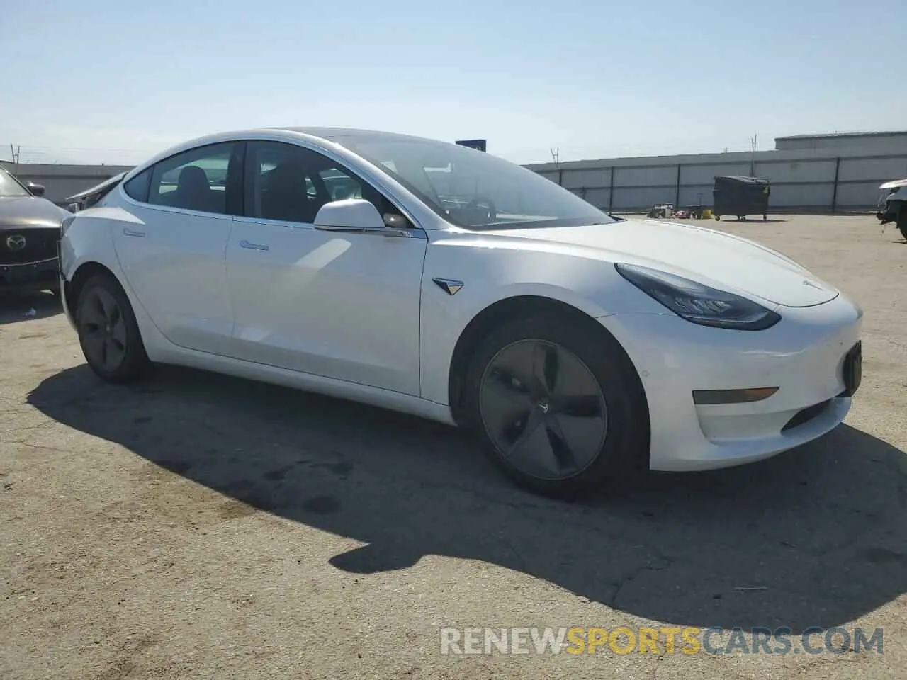 4 Photograph of a damaged car 5YJ3E1EA3KF483719 TESLA MODEL 3 2019