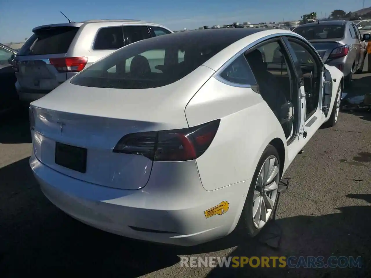 4 Photograph of a damaged car 5YJ3E1EA3KF508098 TESLA MODEL 3 2019