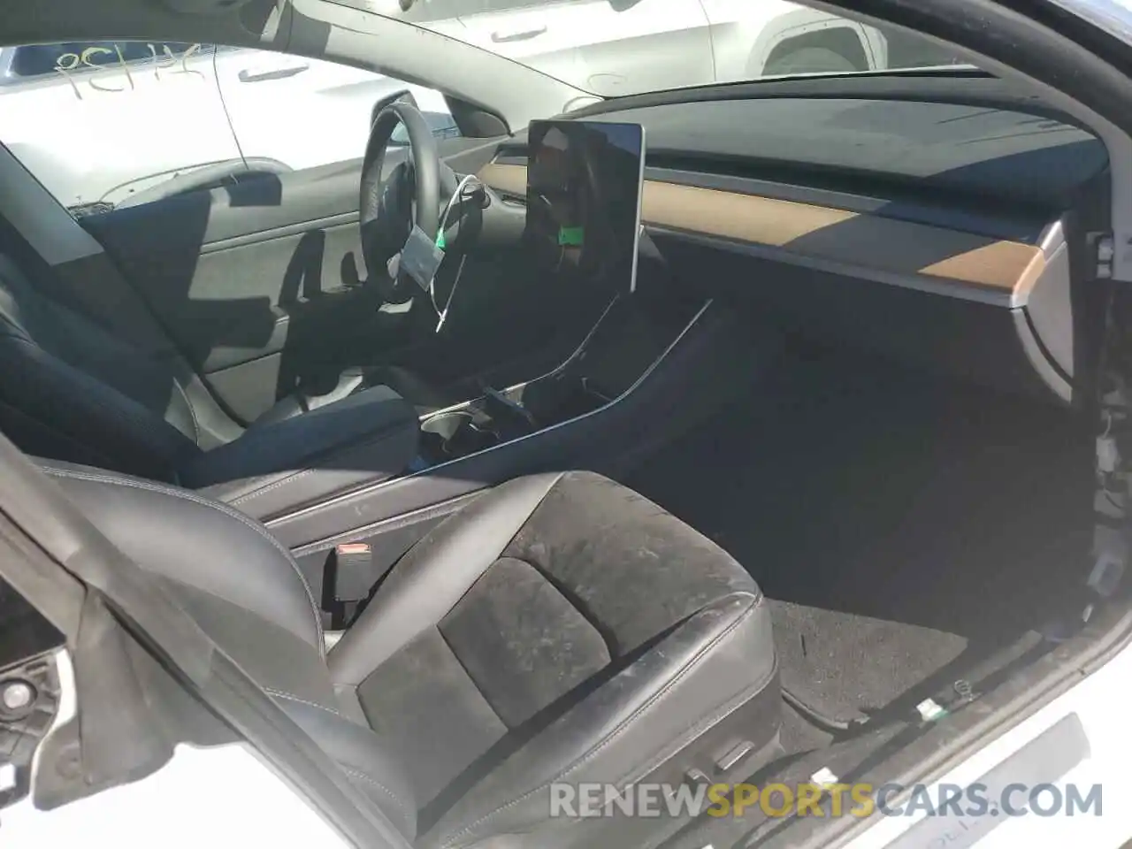 5 Photograph of a damaged car 5YJ3E1EA3KF508098 TESLA MODEL 3 2019