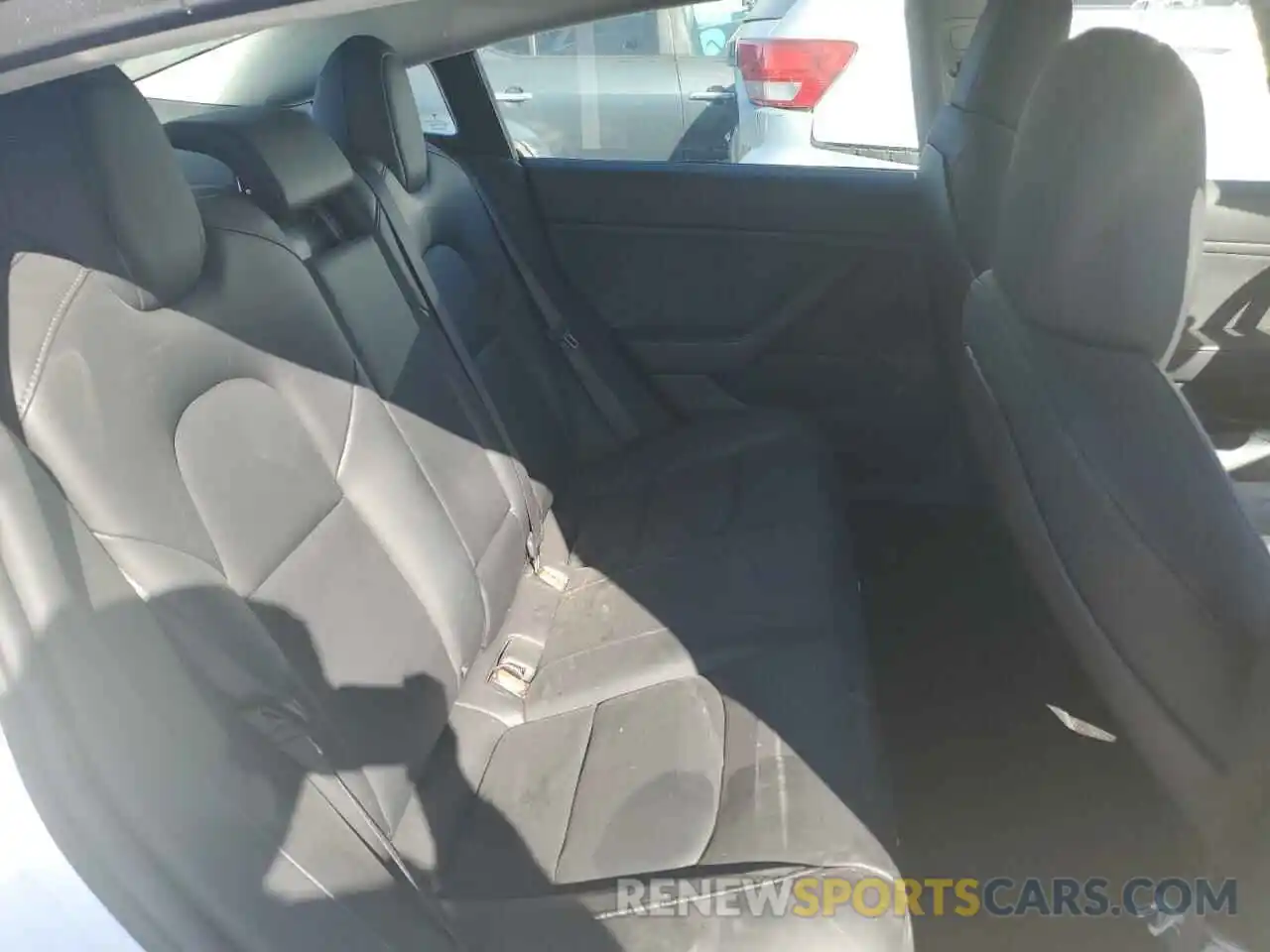 6 Photograph of a damaged car 5YJ3E1EA3KF508098 TESLA MODEL 3 2019