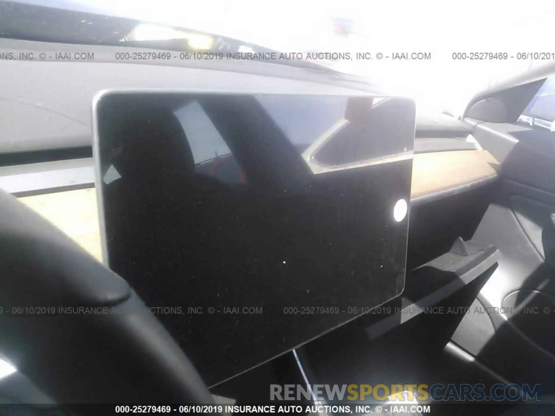 7 Photograph of a damaged car 5YJ3E1EA4KF299499 TESLA MODEL 3 2019