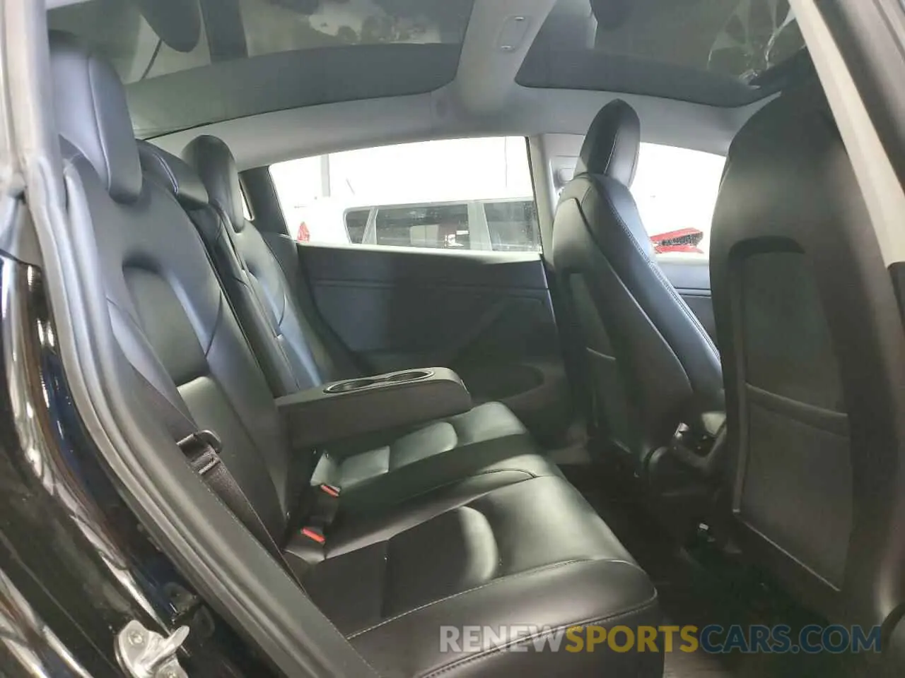 10 Photograph of a damaged car 5YJ3E1EA4KF310792 TESLA MODEL 3 2019
