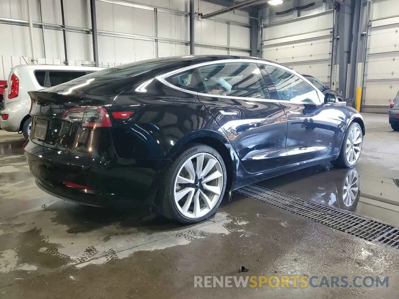 3 Photograph of a damaged car 5YJ3E1EA4KF310792 TESLA MODEL 3 2019