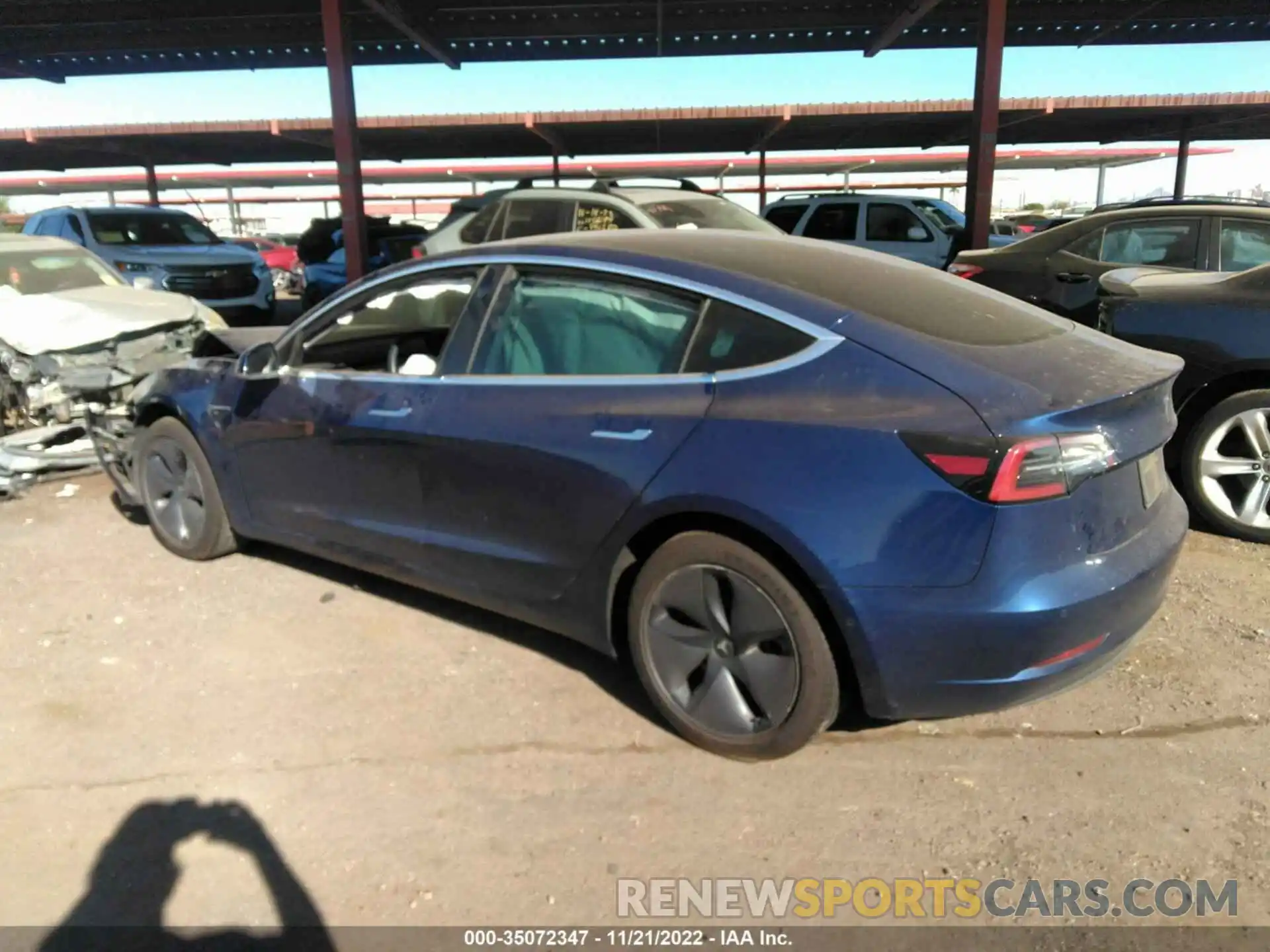 3 Photograph of a damaged car 5YJ3E1EA4KF313921 TESLA MODEL 3 2019