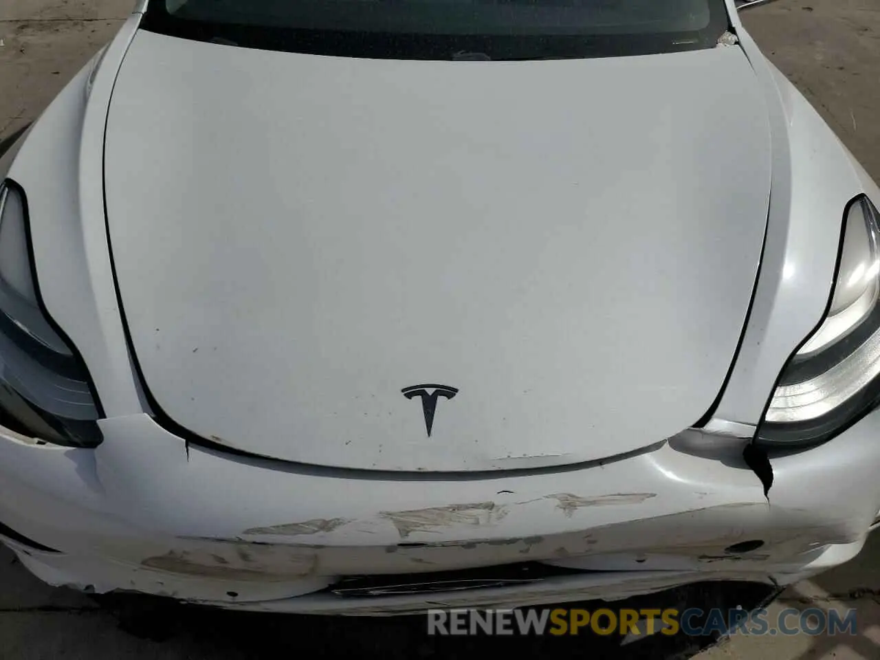 11 Photograph of a damaged car 5YJ3E1EA4KF315135 TESLA MODEL 3 2019