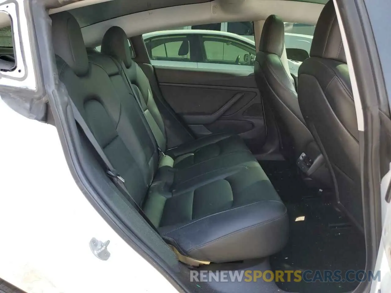 10 Photograph of a damaged car 5YJ3E1EA4KF317824 TESLA MODEL 3 2019