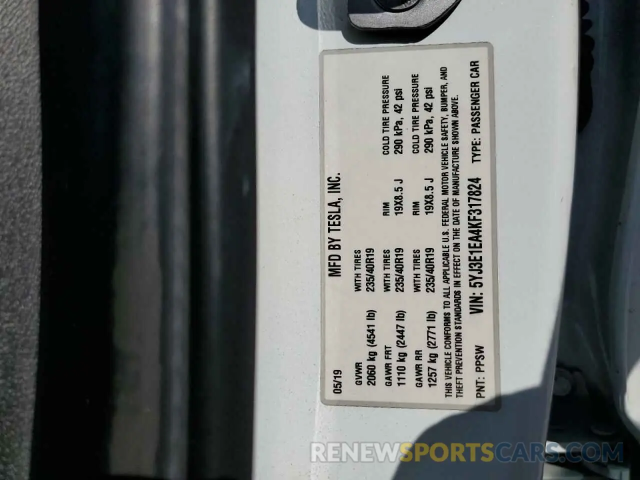 13 Photograph of a damaged car 5YJ3E1EA4KF317824 TESLA MODEL 3 2019