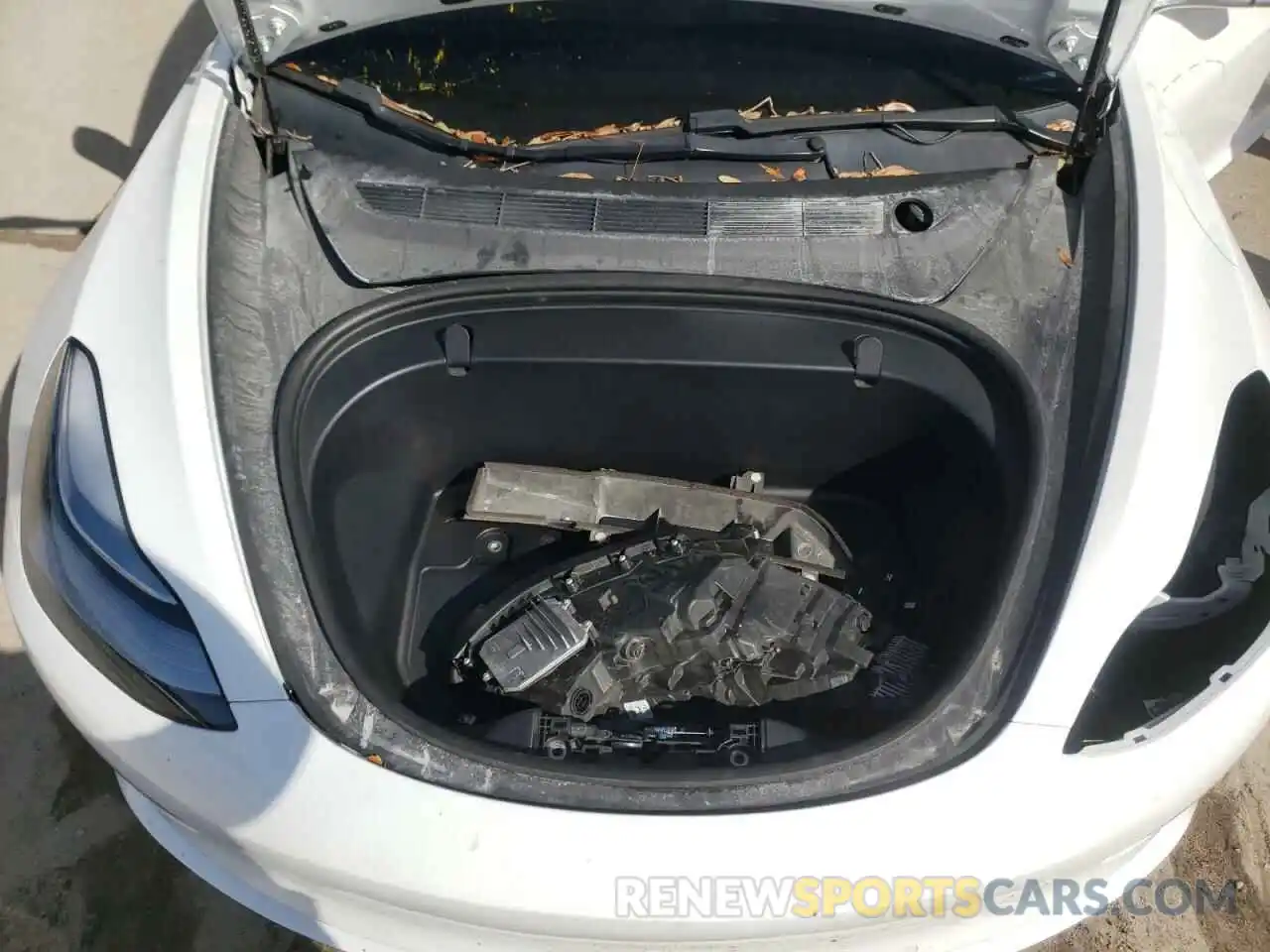 11 Photograph of a damaged car 5YJ3E1EA4KF338415 TESLA MODEL 3 2019