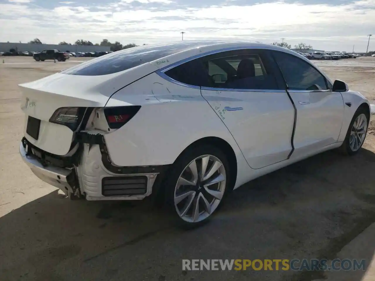 3 Photograph of a damaged car 5YJ3E1EA4KF338415 TESLA MODEL 3 2019