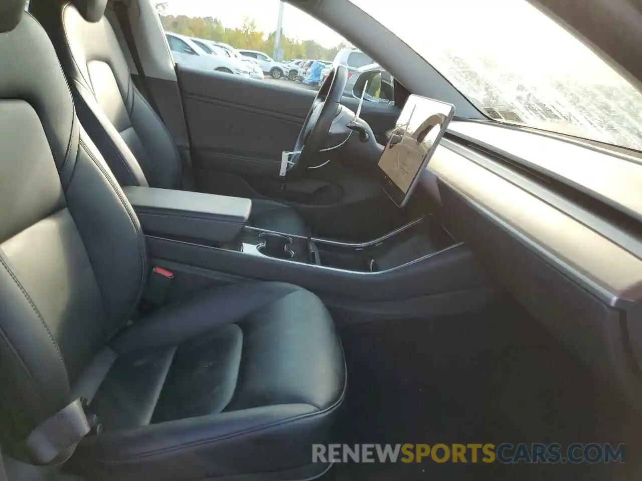 5 Photograph of a damaged car 5YJ3E1EA4KF396024 TESLA MODEL 3 2019