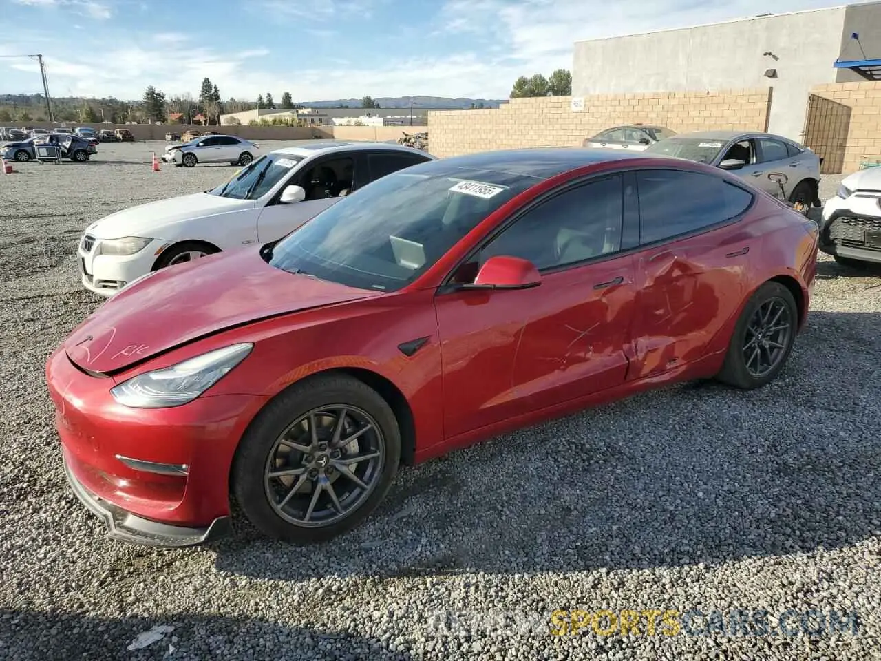 1 Photograph of a damaged car 5YJ3E1EA4KF396489 TESLA MODEL 3 2019