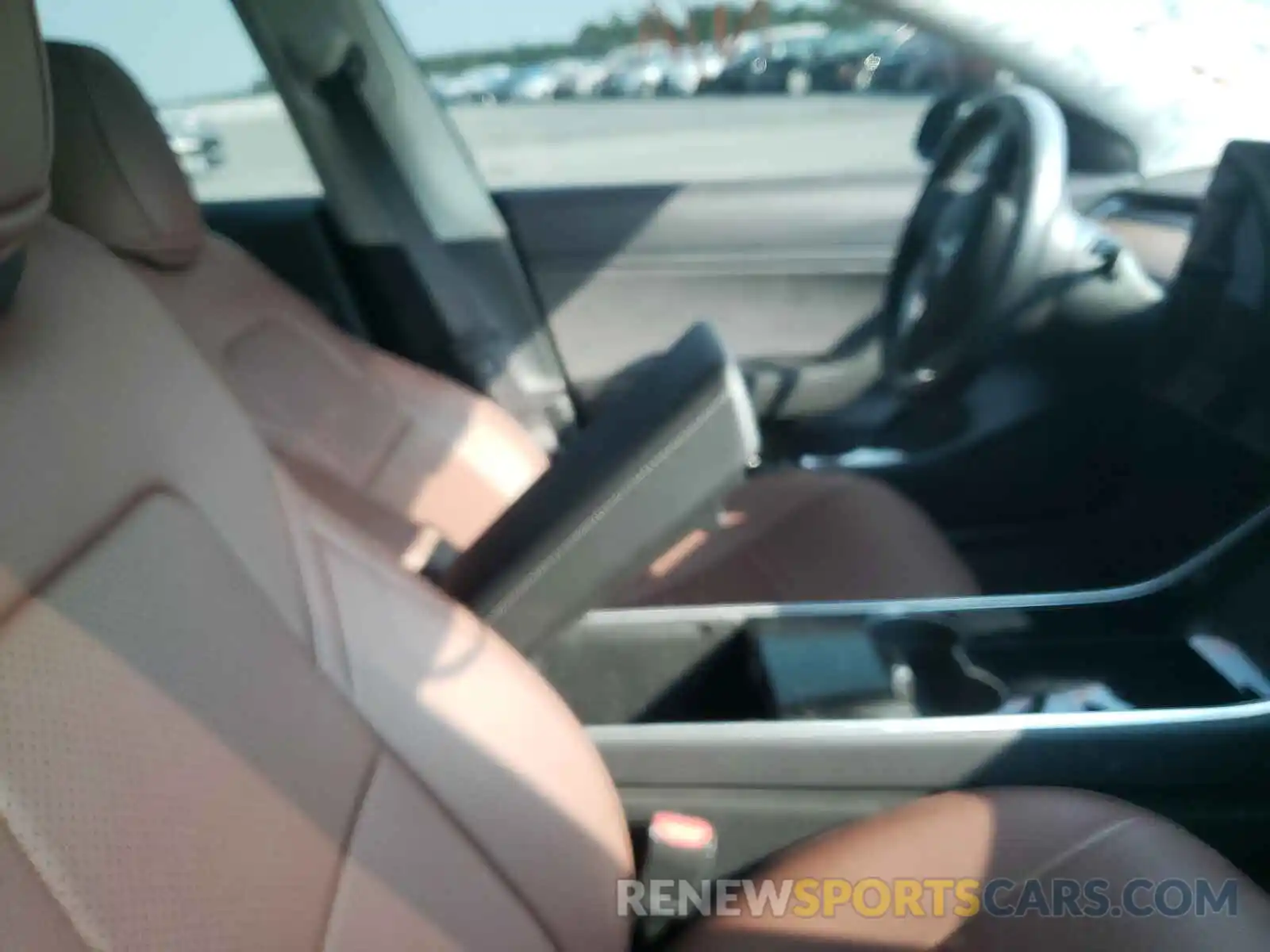 5 Photograph of a damaged car 5YJ3E1EA4KF397772 TESLA MODEL 3 2019