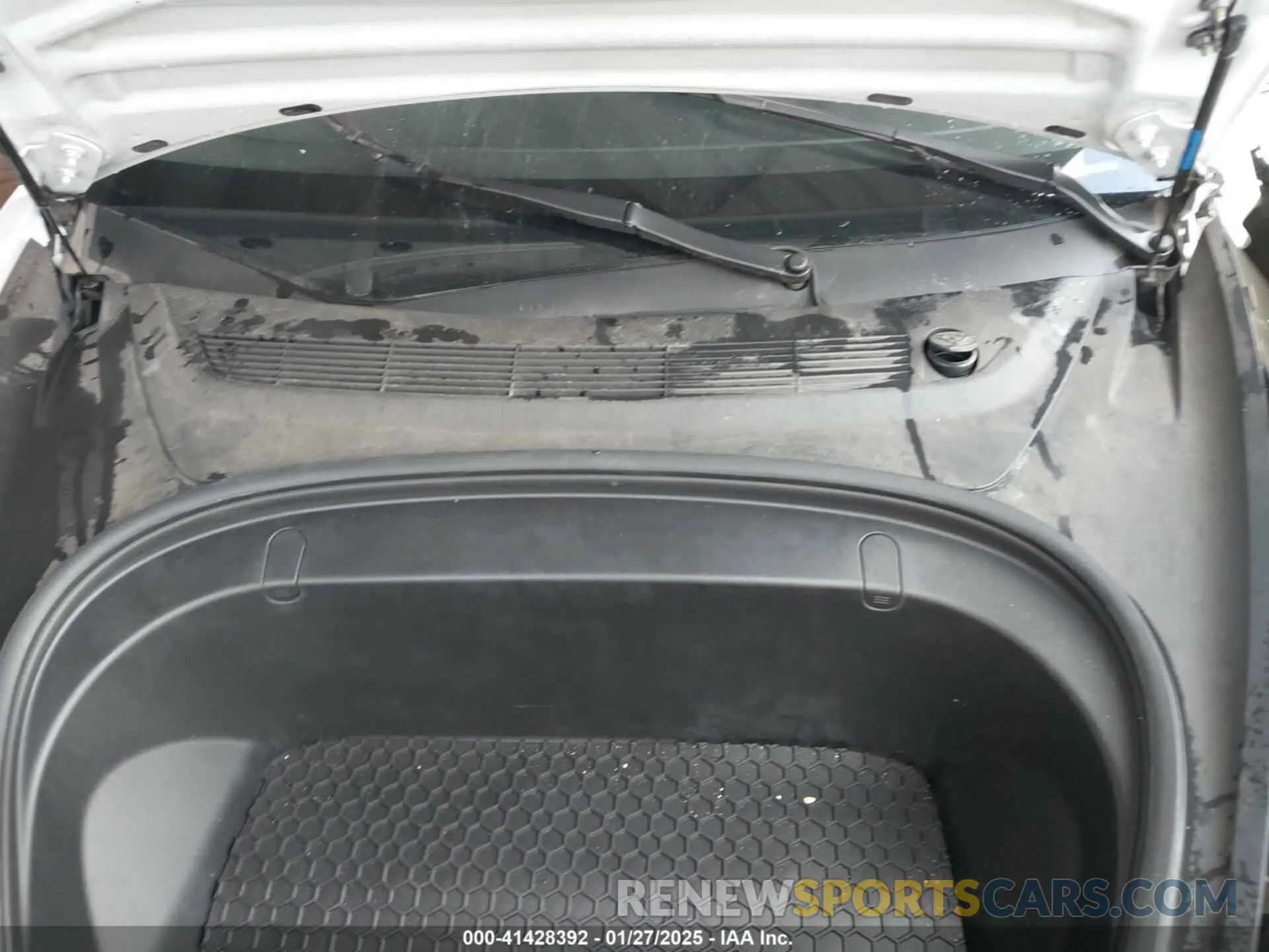 10 Photograph of a damaged car 5YJ3E1EA4KF402940 TESLA MODEL 3 2019