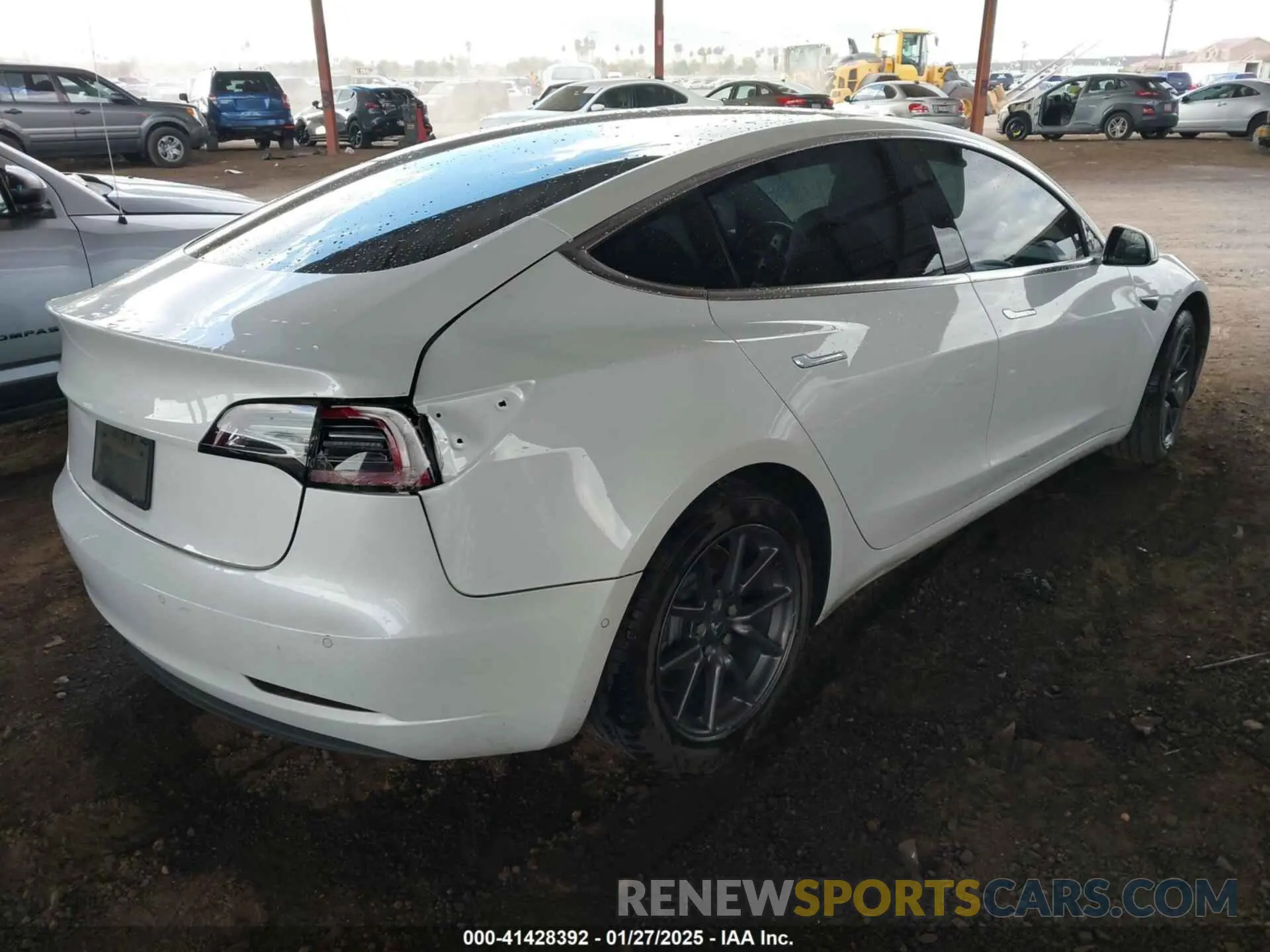 4 Photograph of a damaged car 5YJ3E1EA4KF402940 TESLA MODEL 3 2019