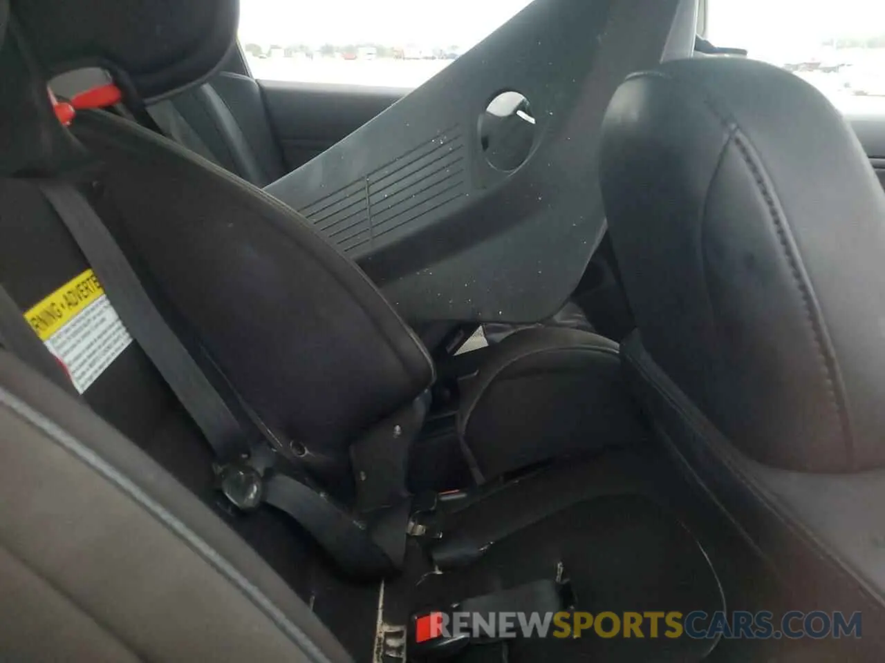 10 Photograph of a damaged car 5YJ3E1EA4KF409919 TESLA MODEL 3 2019