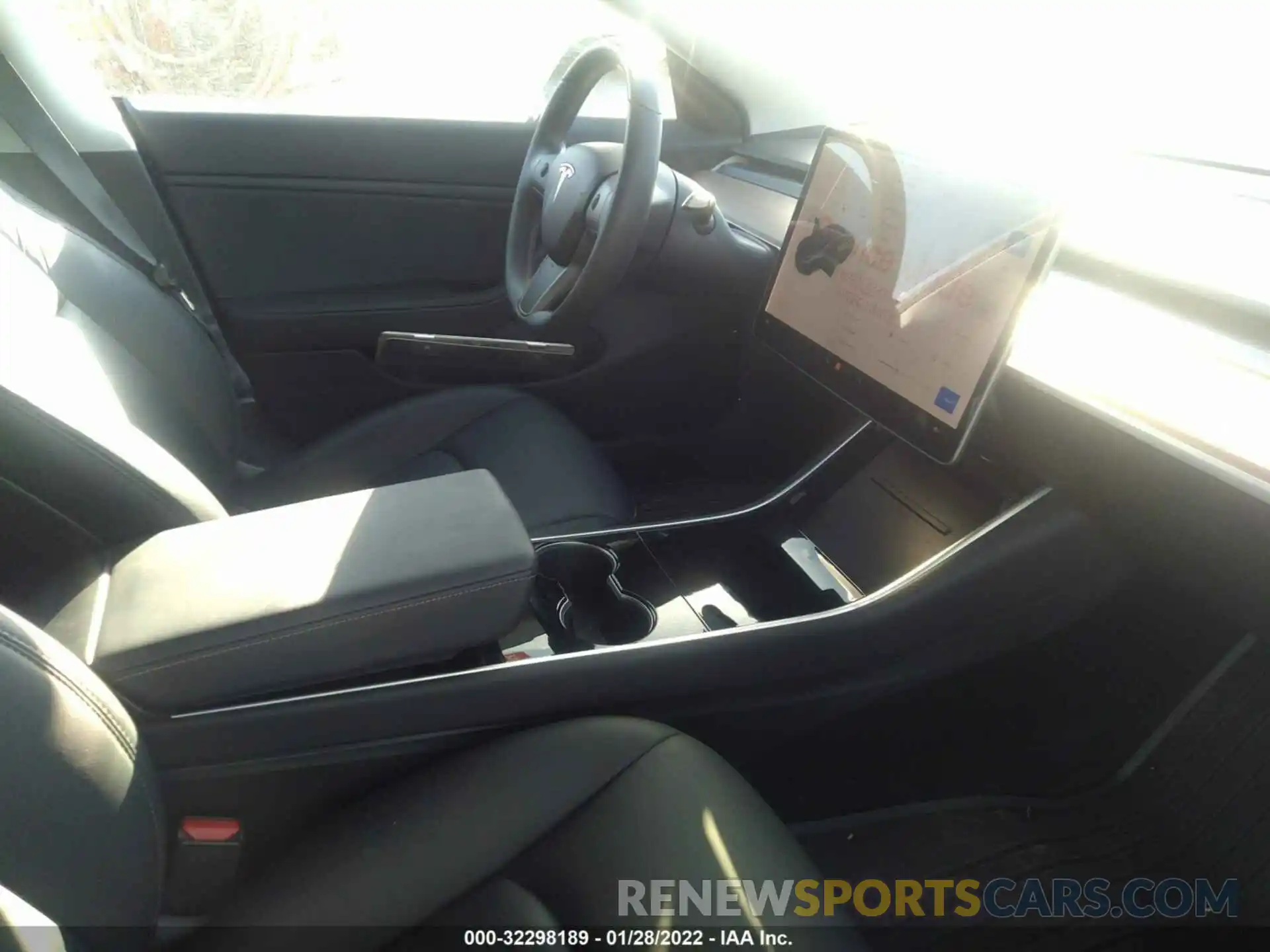 5 Photograph of a damaged car 5YJ3E1EA4KF411203 TESLA MODEL 3 2019