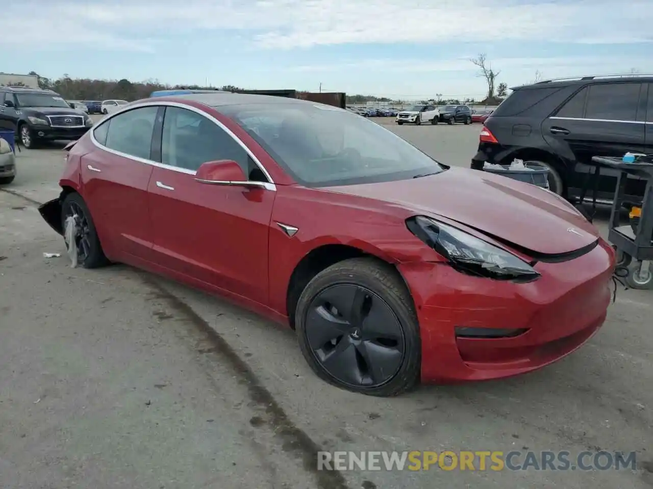 4 Photograph of a damaged car 5YJ3E1EA4KF411587 TESLA MODEL 3 2019