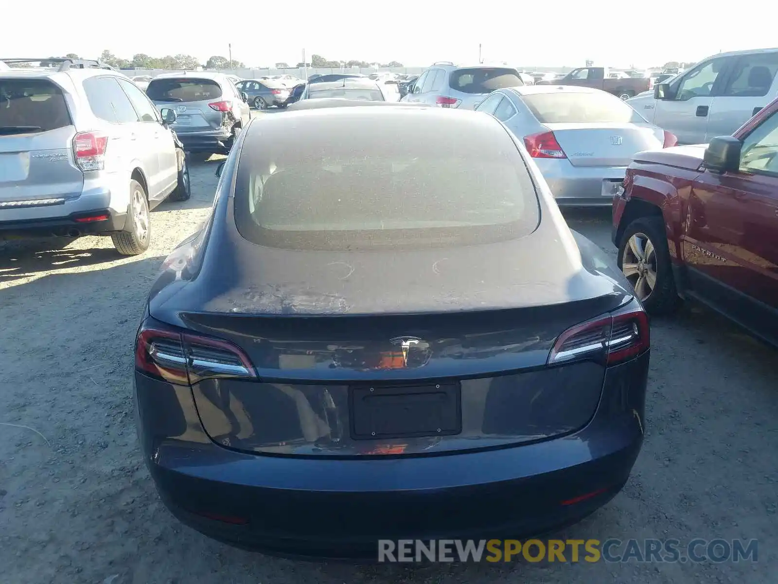 9 Photograph of a damaged car 5YJ3E1EA4KF425411 TESLA MODEL 3 2019