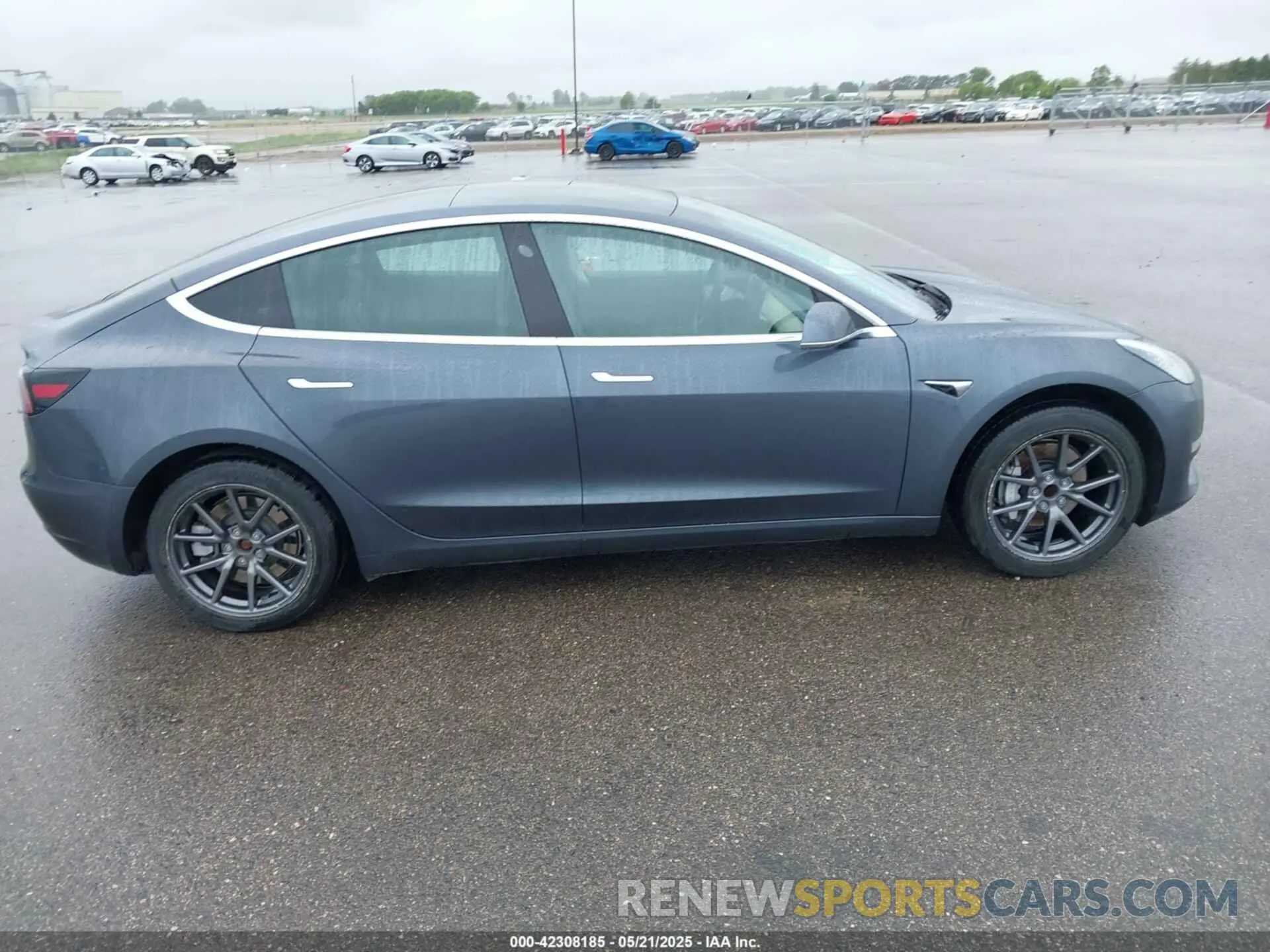13 Photograph of a damaged car 5YJ3E1EA4KF435551 TESLA MODEL 3 2019