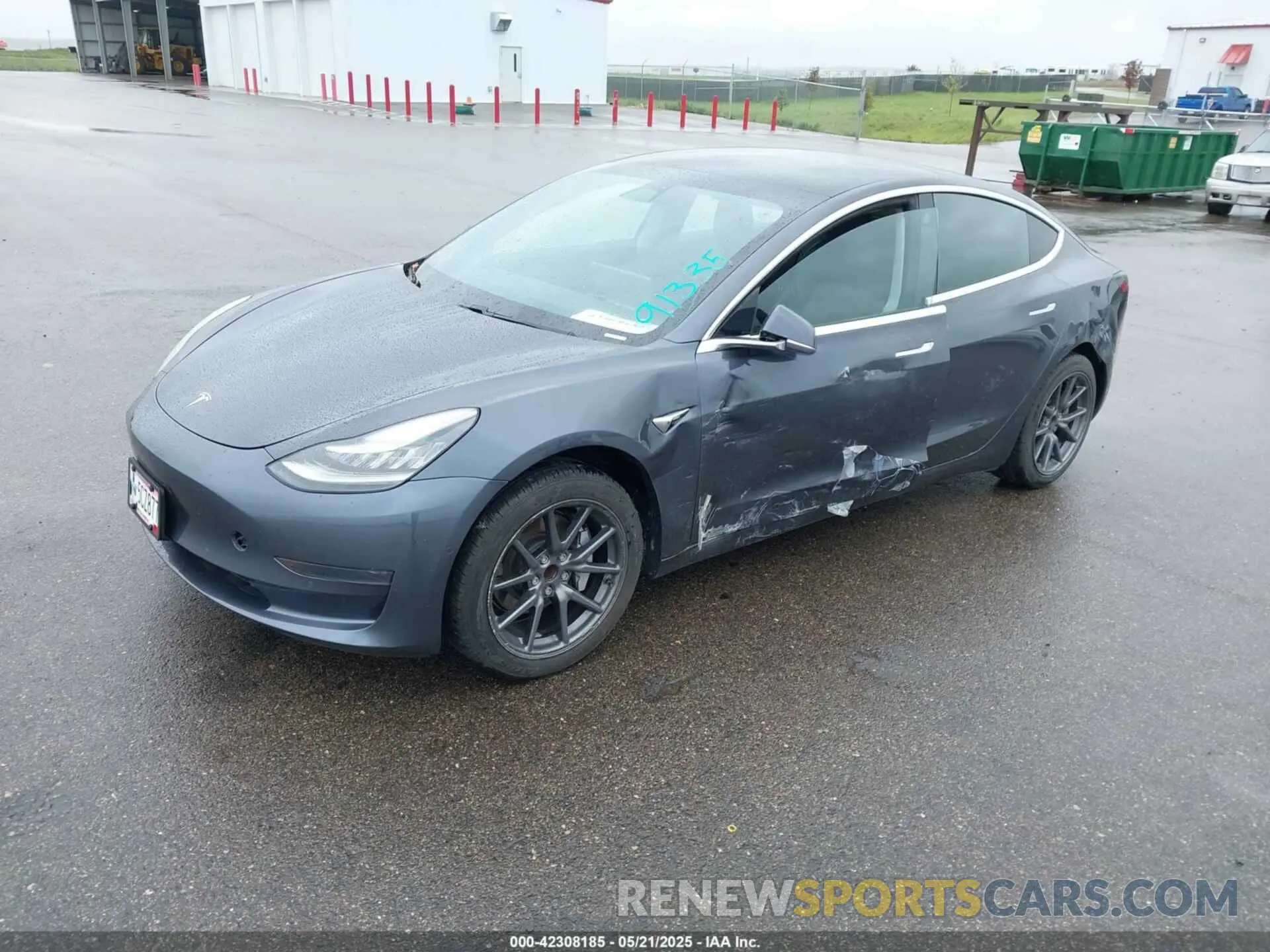 2 Photograph of a damaged car 5YJ3E1EA4KF435551 TESLA MODEL 3 2019