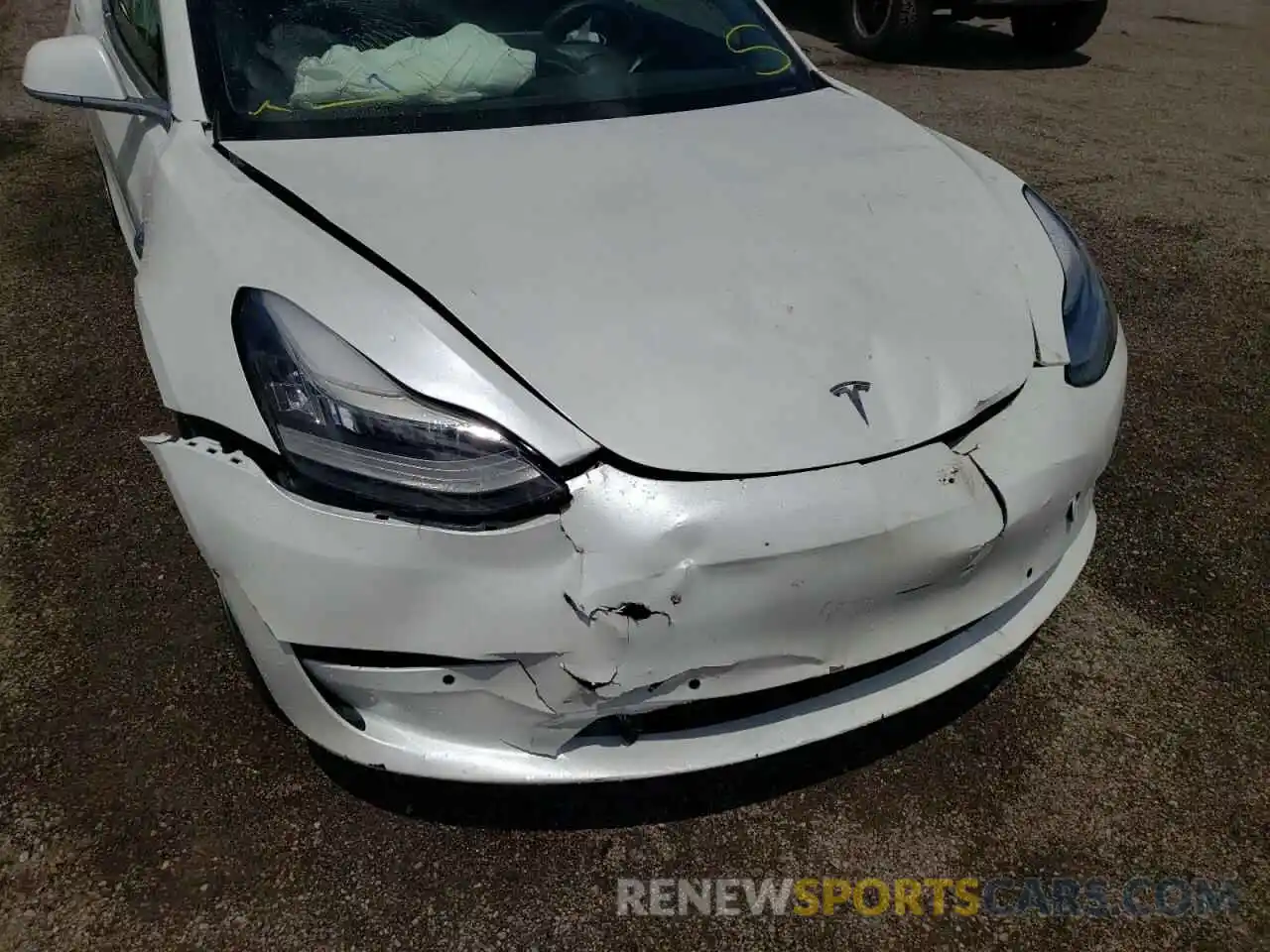 9 Photograph of a damaged car 5YJ3E1EA4KF515058 TESLA MODEL 3 2019